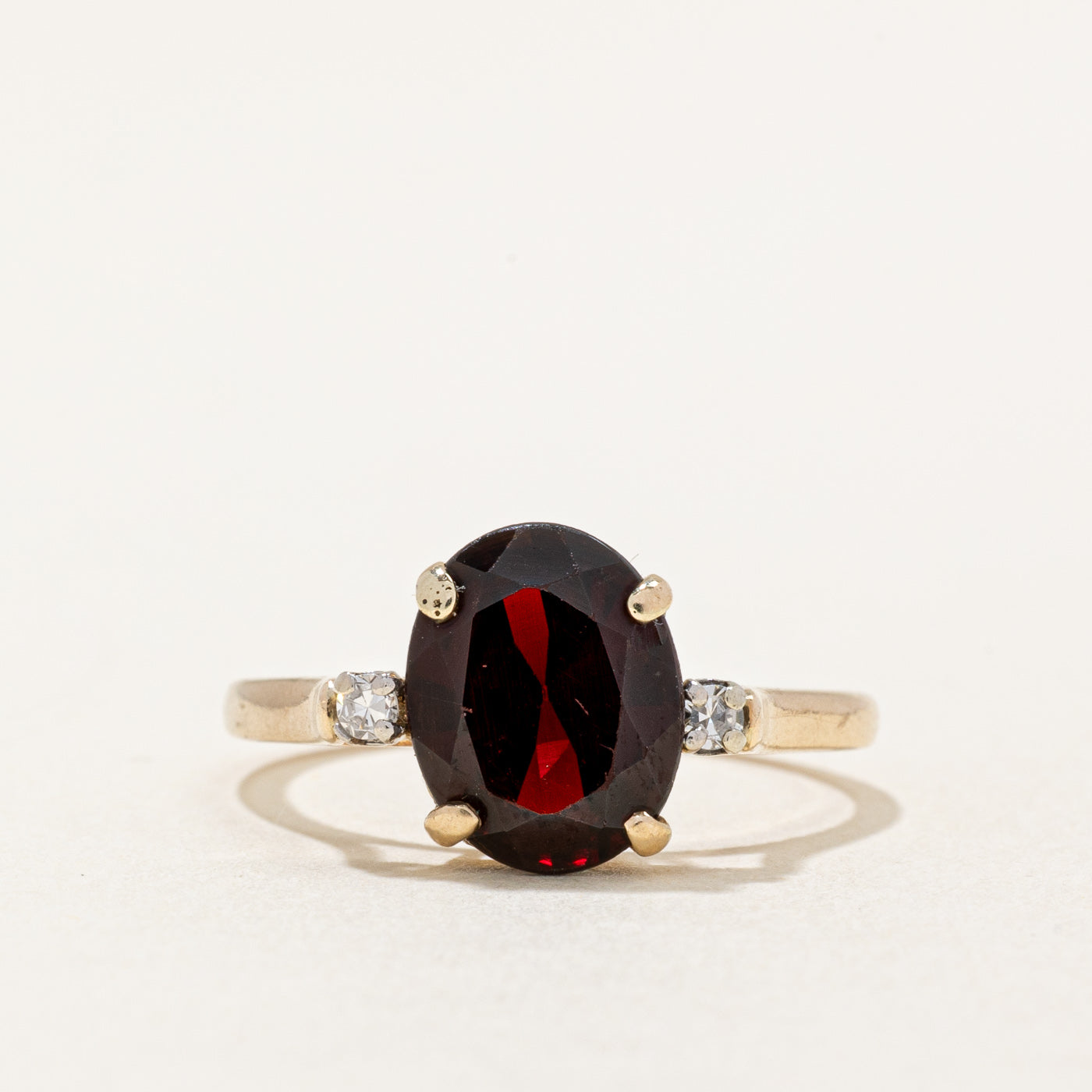 Garnet & Diamond Ring | 2.60ct, 0.04ctw | SZ 6.25 |