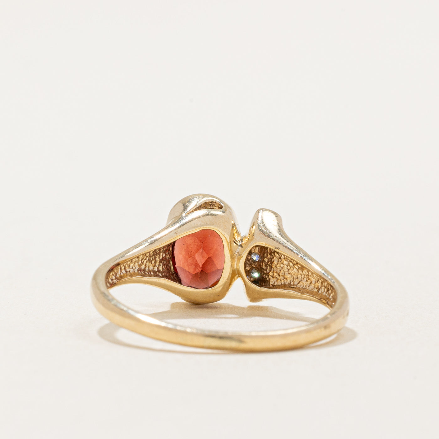 Garnet & Diamond Ring | 0.80ct, 0.02ctw | SZ 5.75 |
