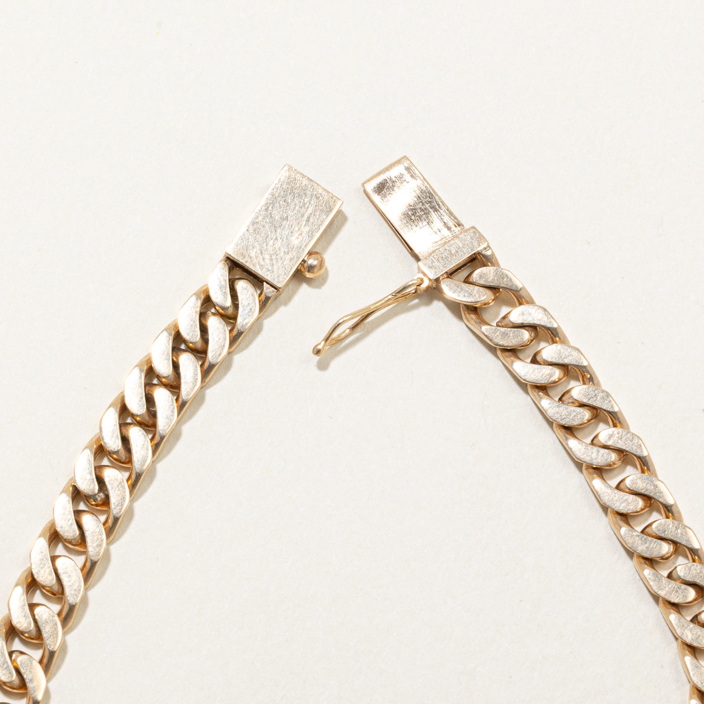 14k Yellow Gold Curb Link Bracelet | 8" |