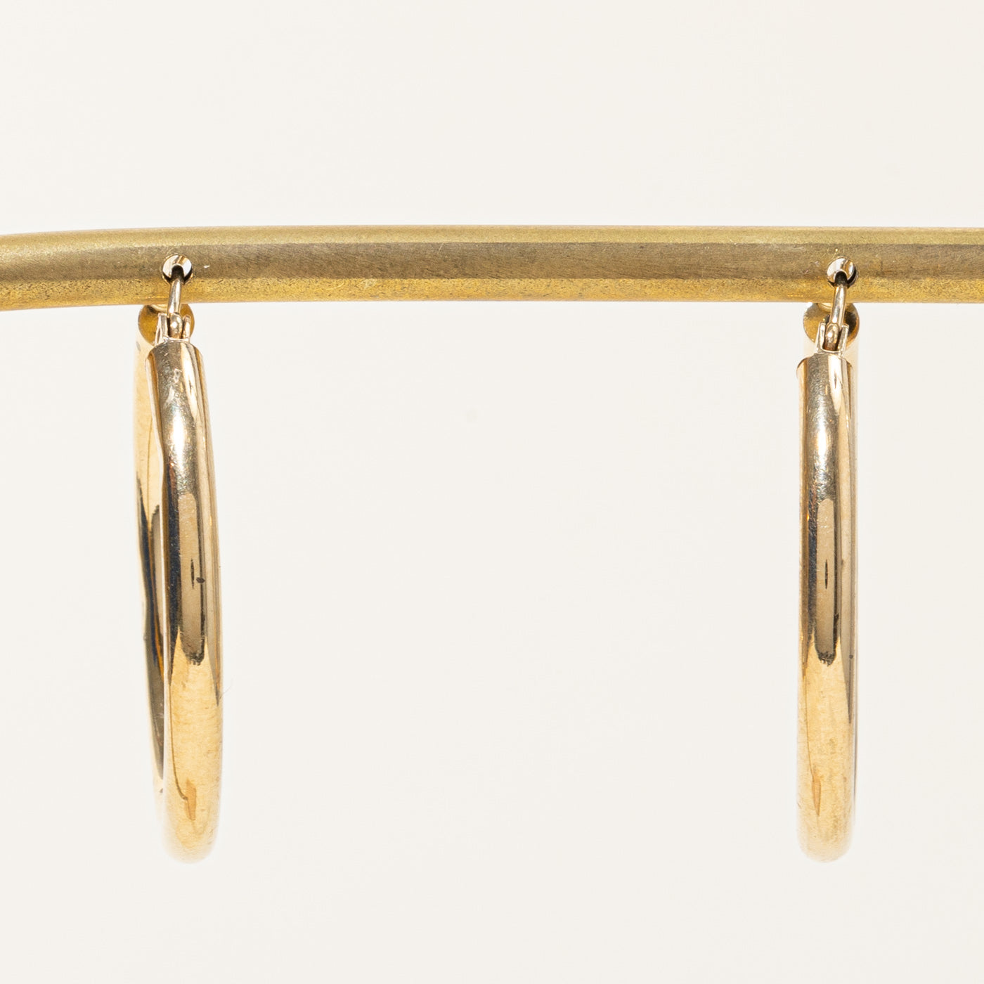 Boucles d'oreilles créoles en or jaune 14 carats 