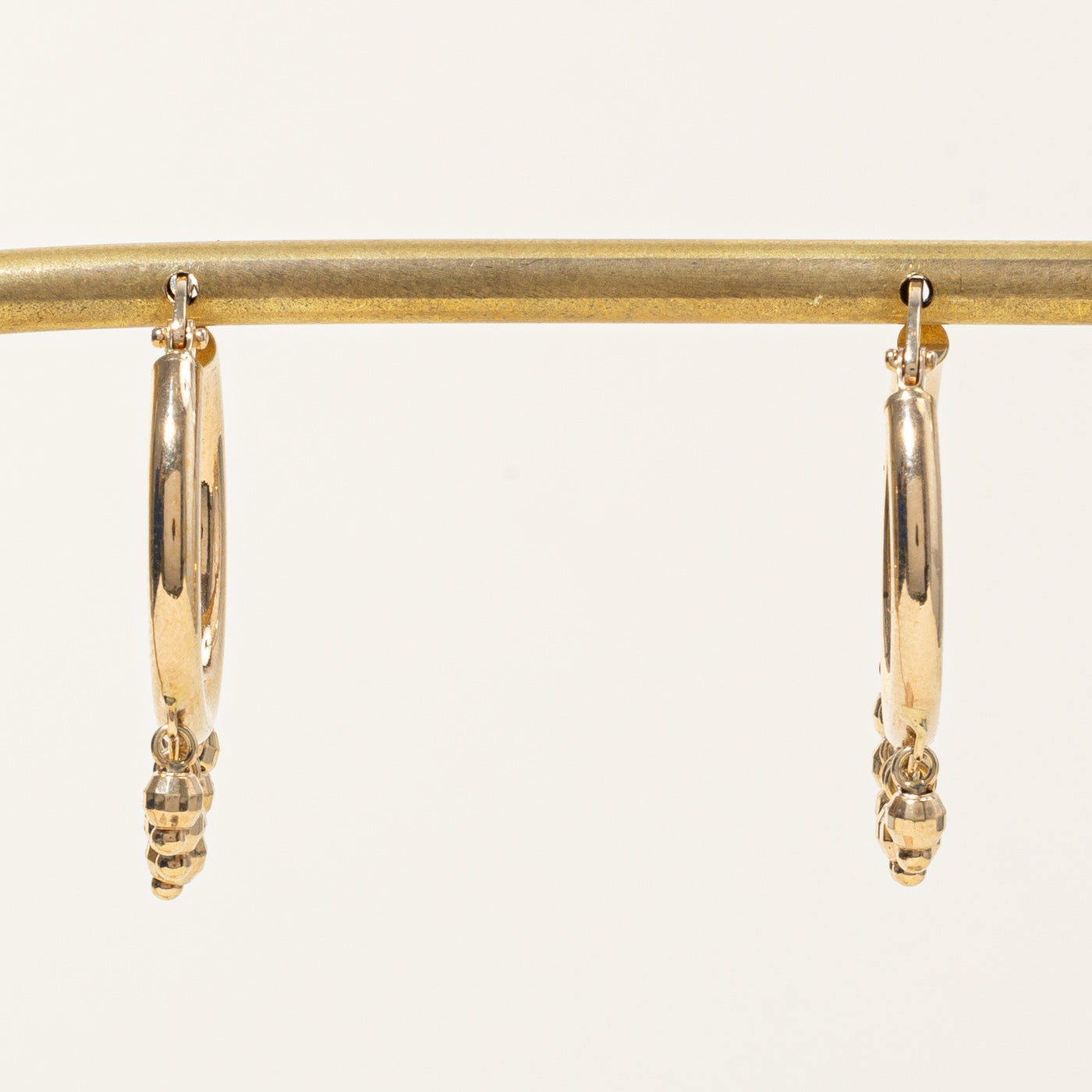 Boucles d'oreilles créoles pendantes en or jaune 14 carats 