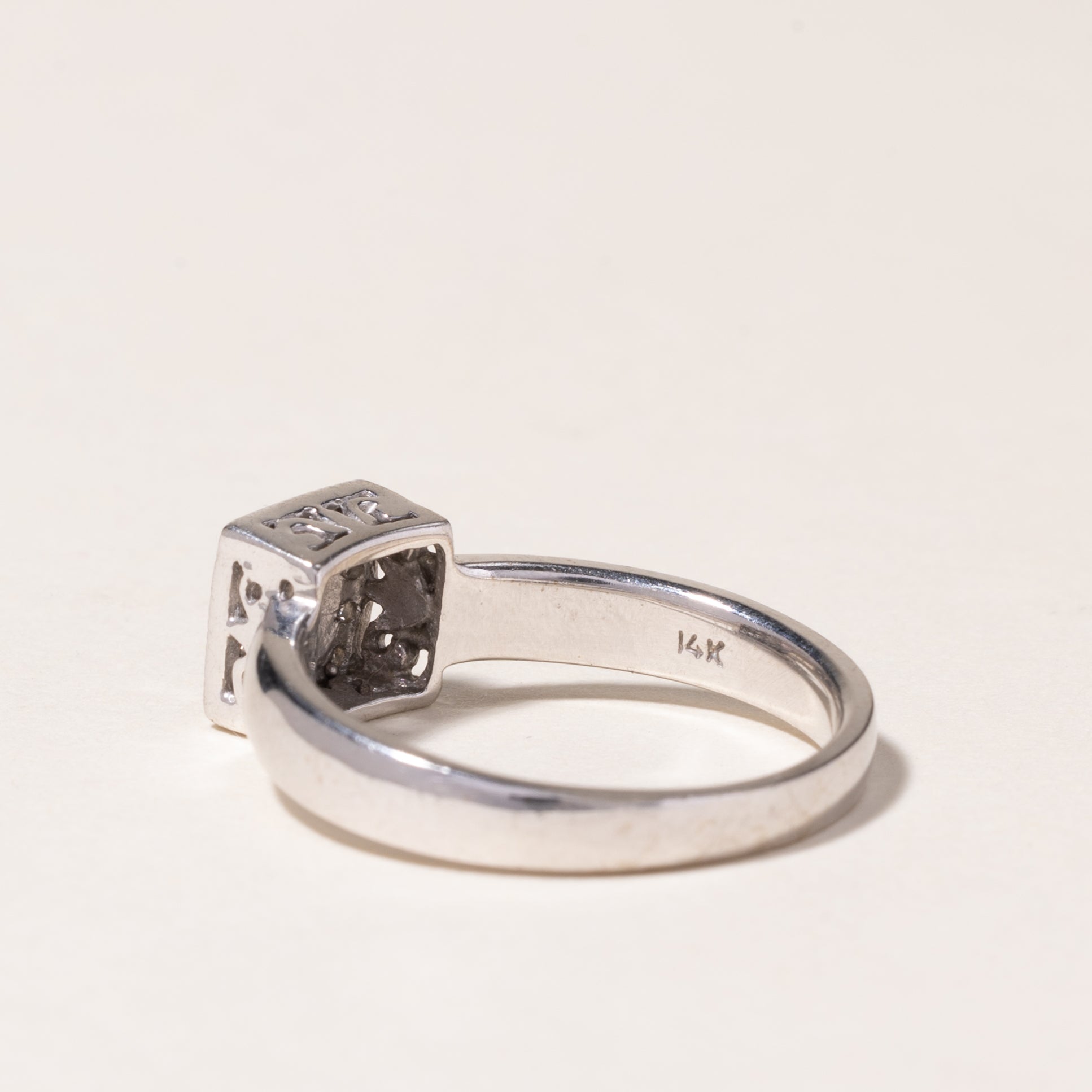 Bague en or blanc 14 carats, topaze rose et diamants | 0,09 ct, 0,06 ct au total | Taille 6,5 | 