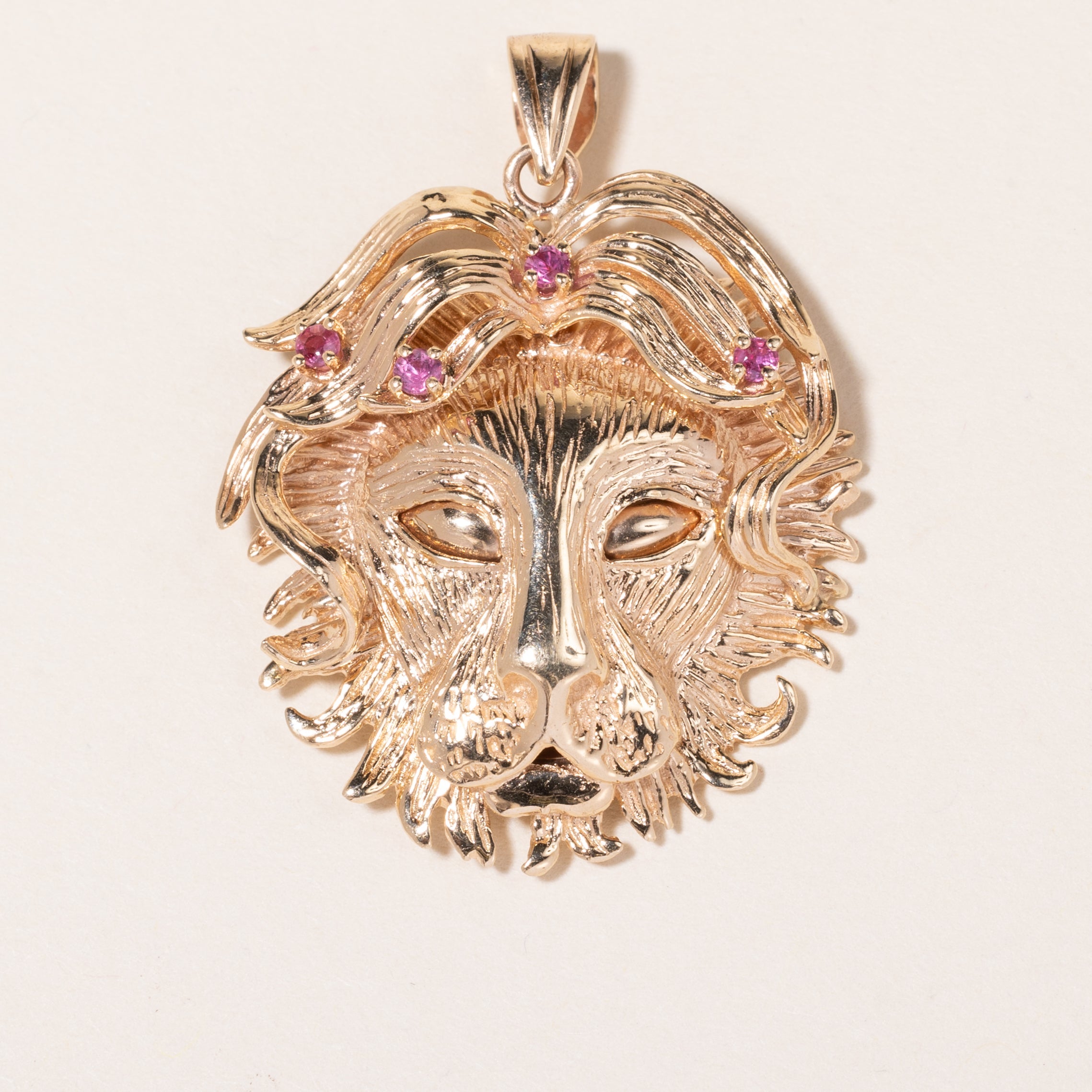 14K Yellow Gold Pink Topaz Lion Head Pendant | 0.14ctw |