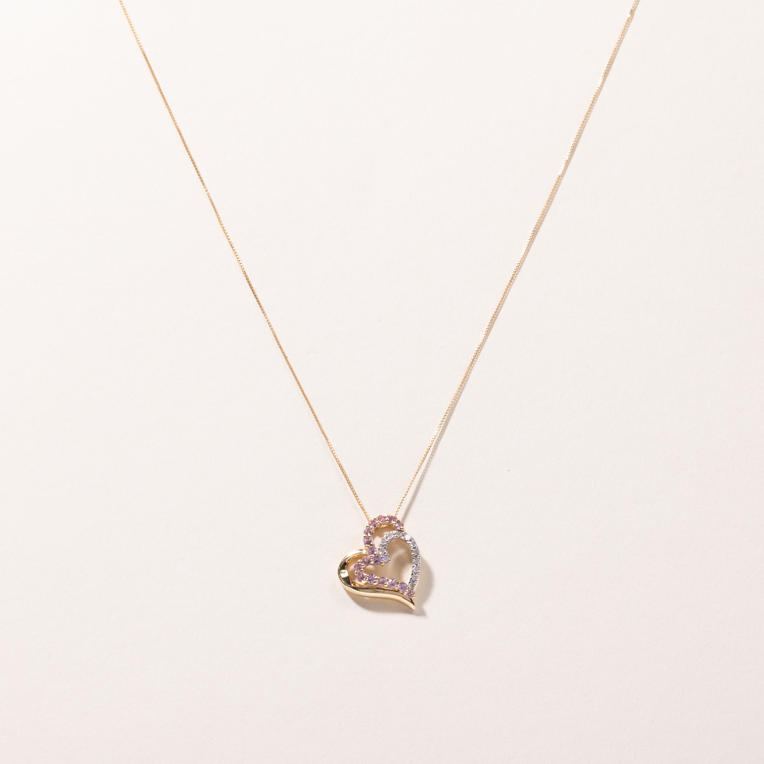 Collier pendentif cœur en or jaune 10 carats, topaze rose et diamants | 0,32 ct, 0,12 ct | 56 cm | 