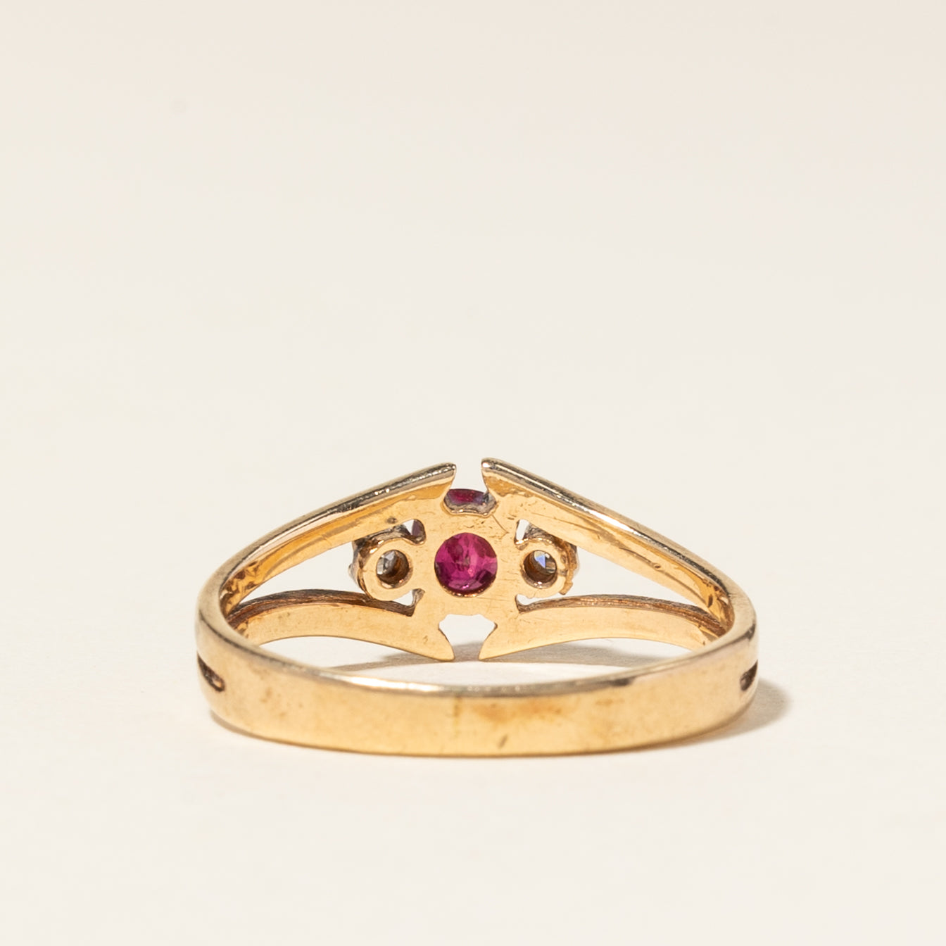 10K Yellow Gold Ruby & Diamond Ring | 0.18ct, 0.03ctw | SZ 2 |