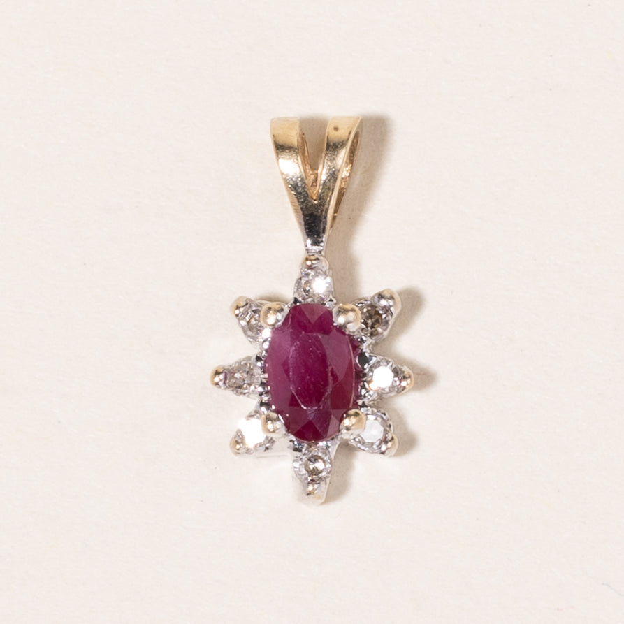 Pendentif en or jaune et blanc 10 carats, rubis et diamants | 0,28 ct, 0,04 ct au total | 
