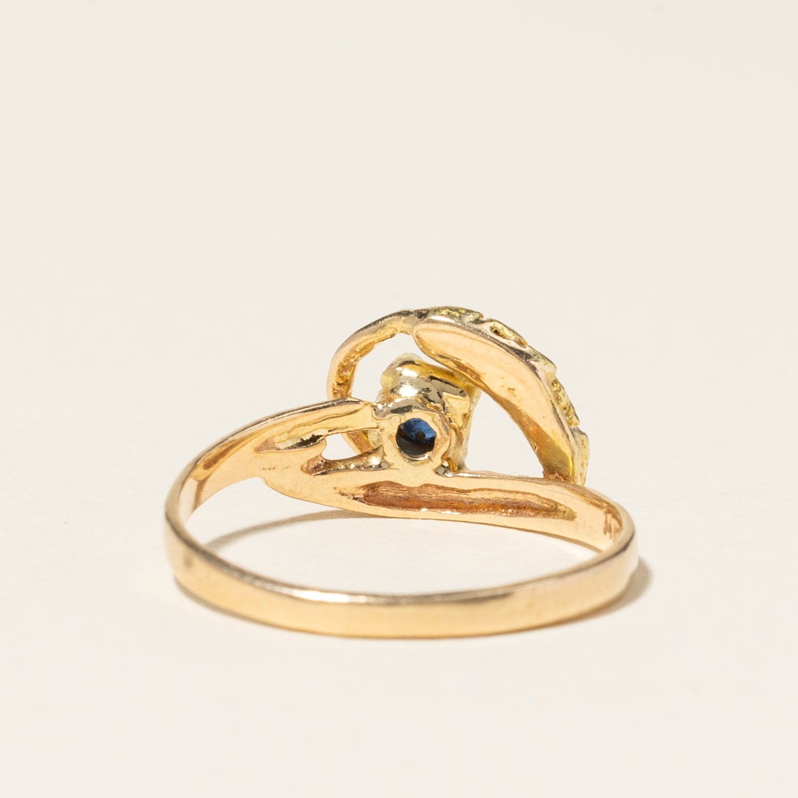 14K Yellow Gold Sapphire Ring | 0.10ct | SZ 5.25 |