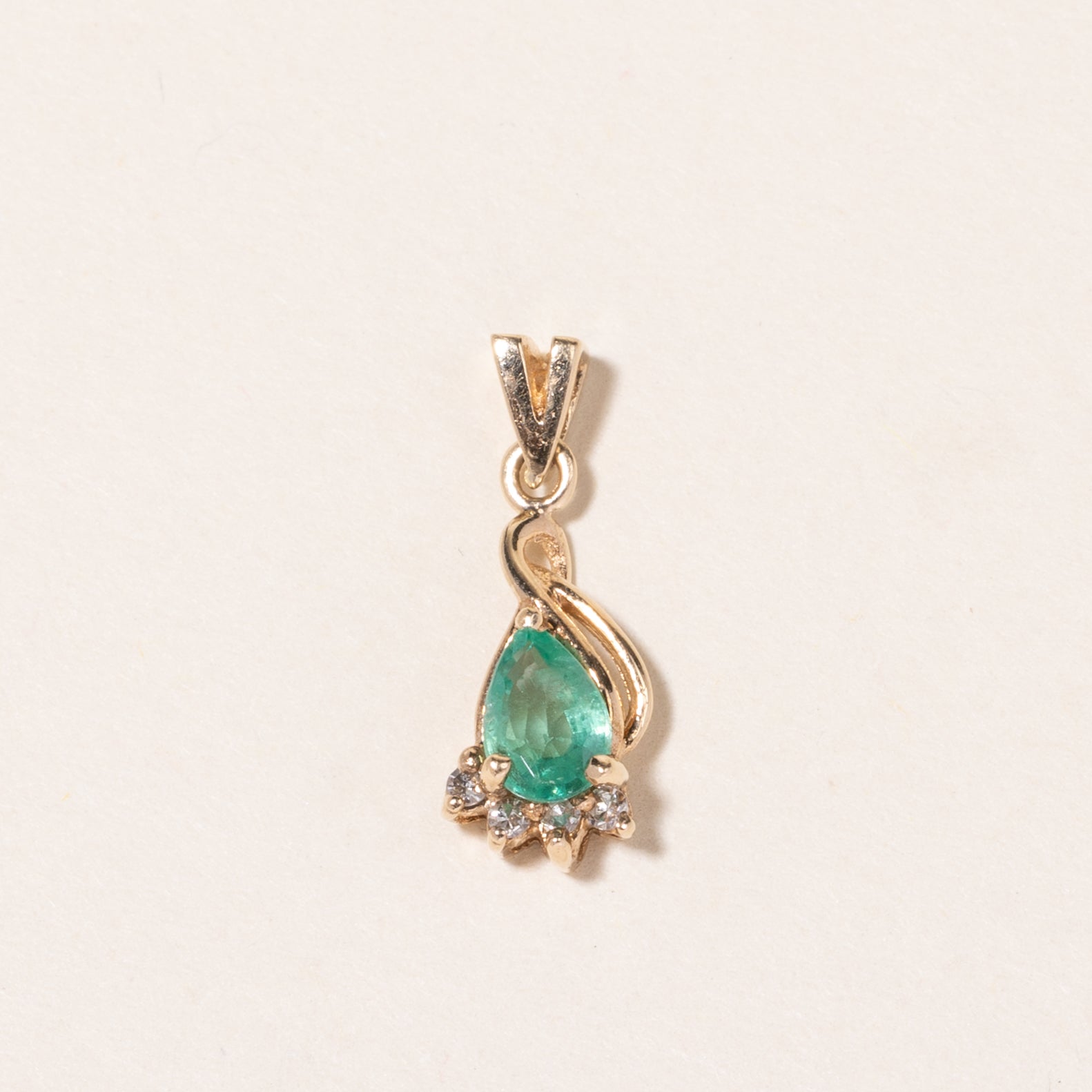 10K Yellow Gold Emerald & Diamond Pendant | 0.29ct, 0.04ctw |