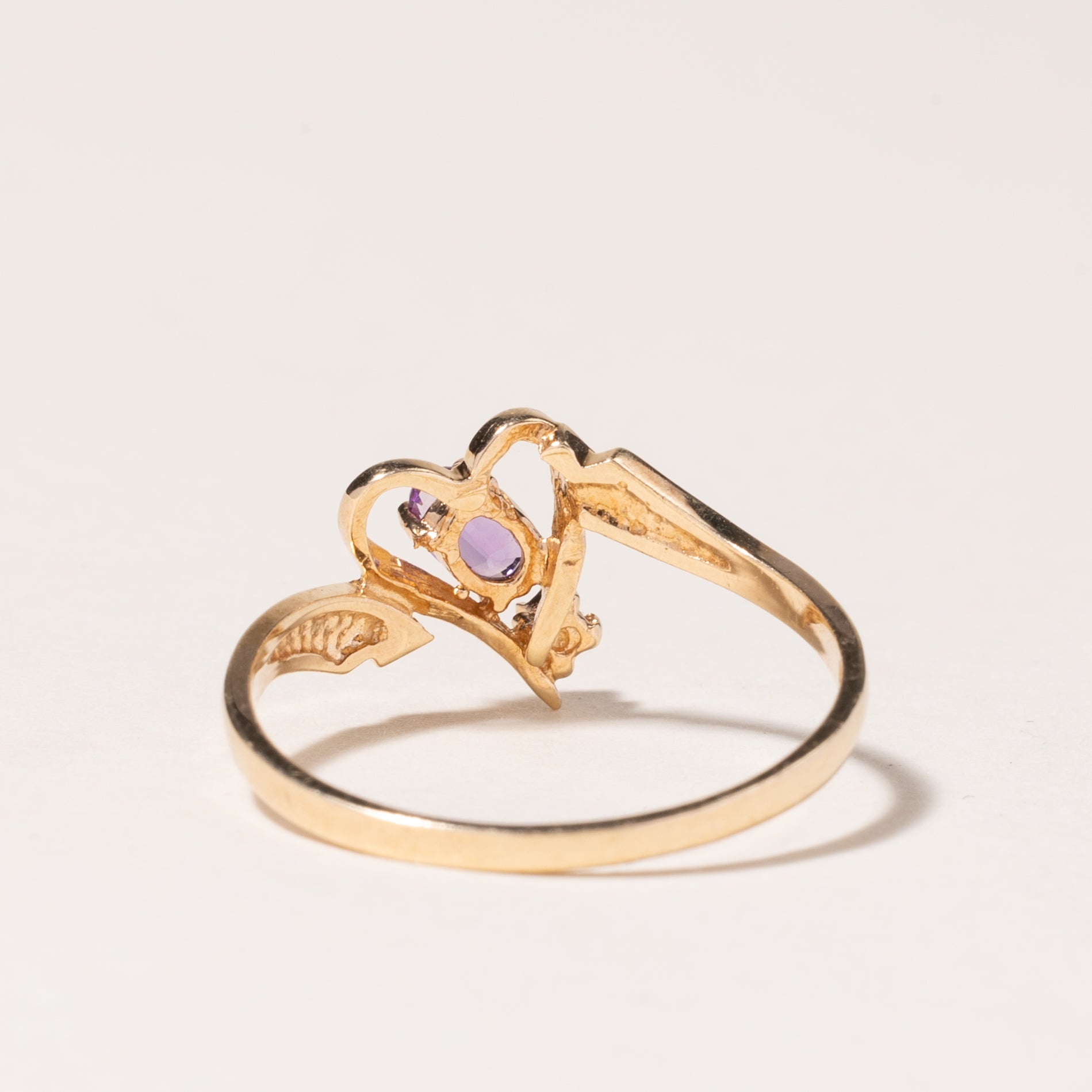 10K Yellow Gold Amethyst & Diamond Ring | 0.16ct, 0.01ct | SZ 7.75 |