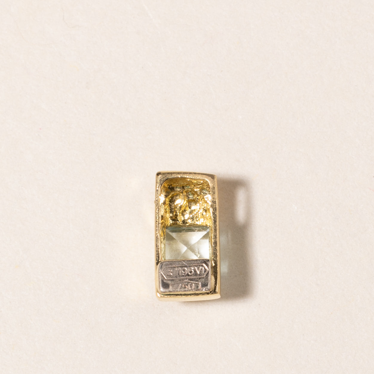 18K Yellow Gold Topaz Pendant | 0.38ct |