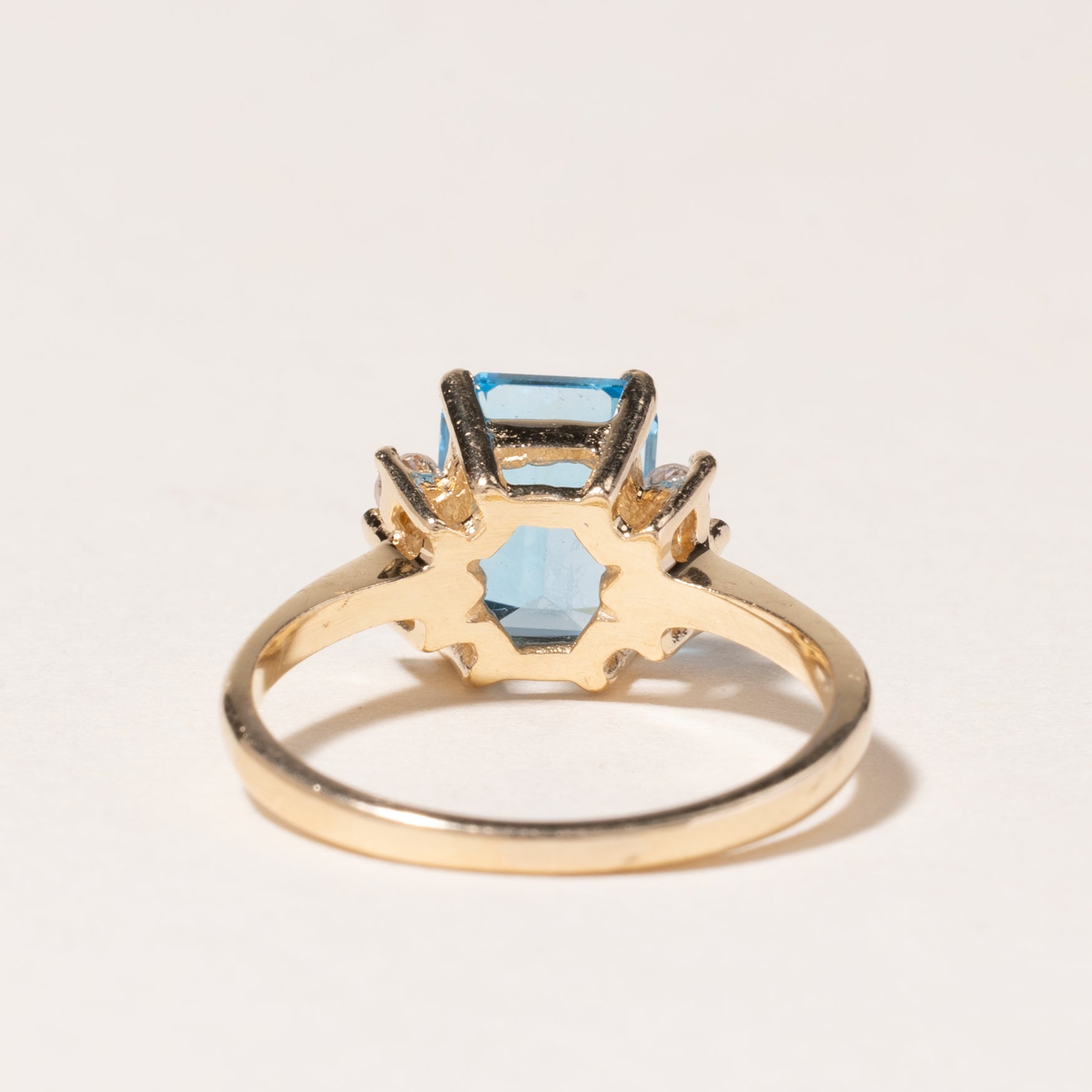 14K Yellow Gold Topaz Cocktail Ring | 2.04ct, 0.14ctw | SZ 4.5 |