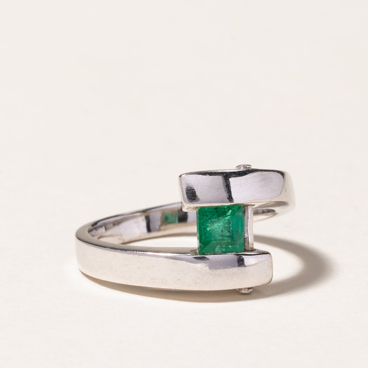 14k White Gold Emerald Bypass Ring | 0.24ct | SZ 3.5