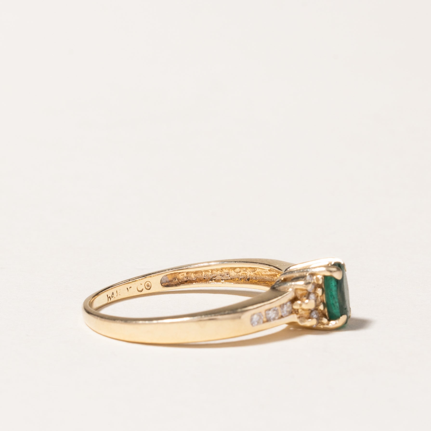 14k Oval Cut Emerald & Diamond Ring | 0.40ct, 0.18ctw | SZ 7.25