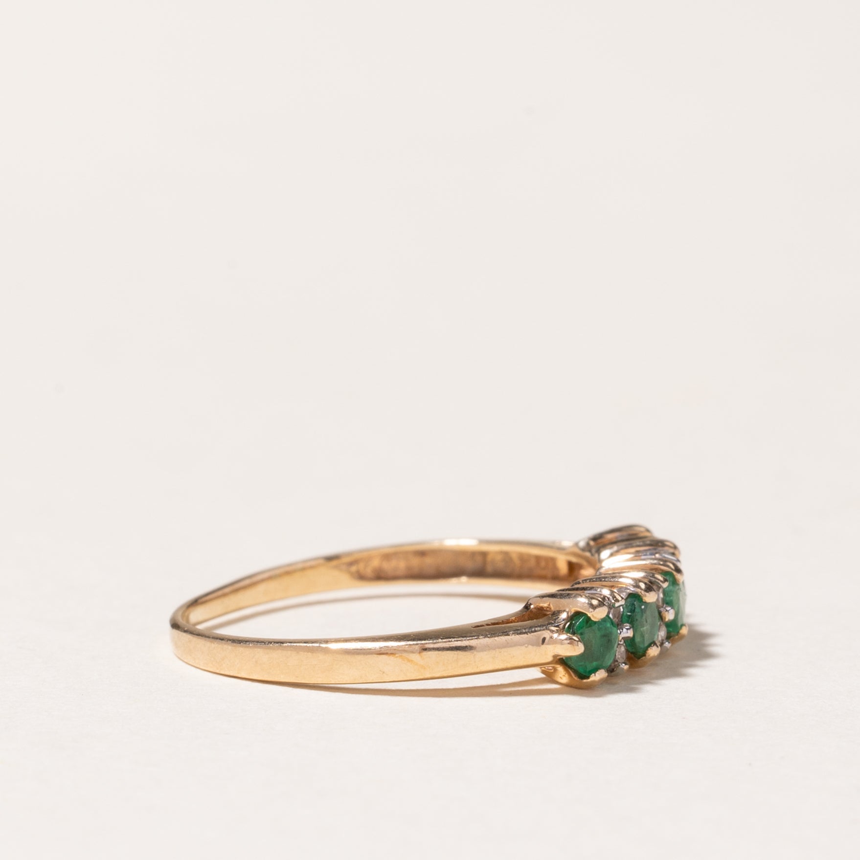 10k Five Stone Emerald & Diamond Ring | 0.175ctw, 0.042ctw | SZ 5.5