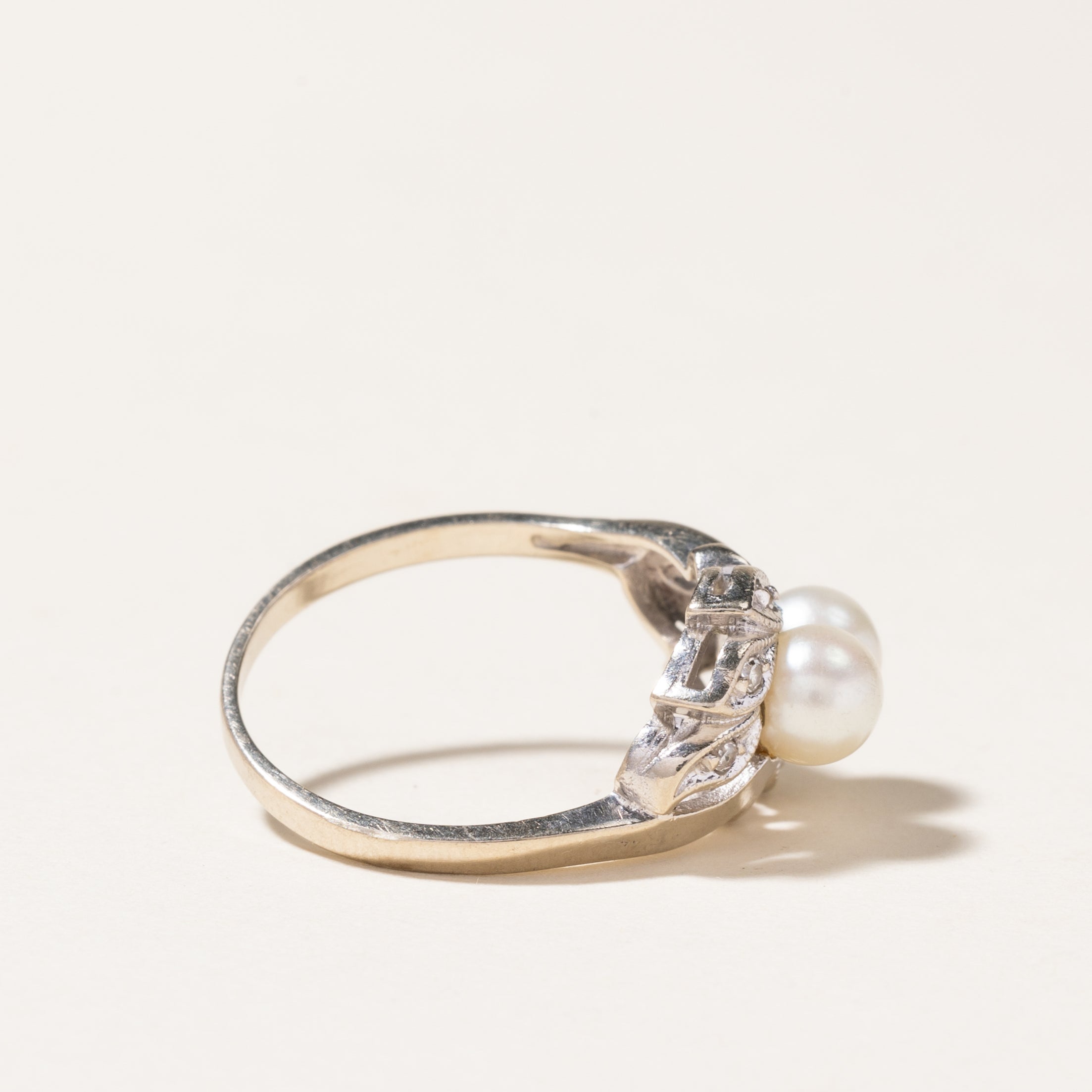 Pearl & Diamond Leaf Design Ring | 5.30mm, 0.03ctw | SZ 7