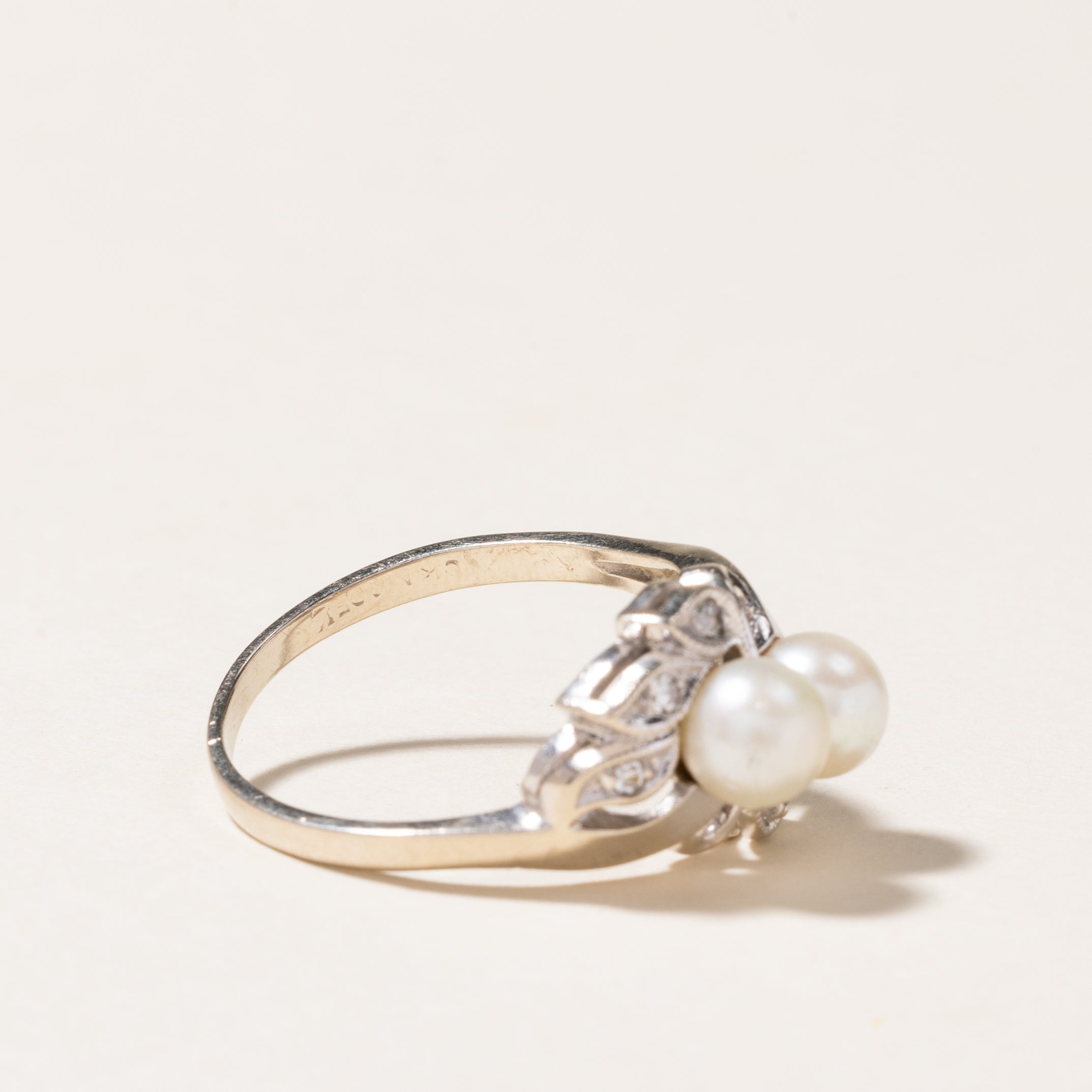 Pearl & Diamond Leaf Design Ring | 5.30mm, 0.03ctw | SZ 7
