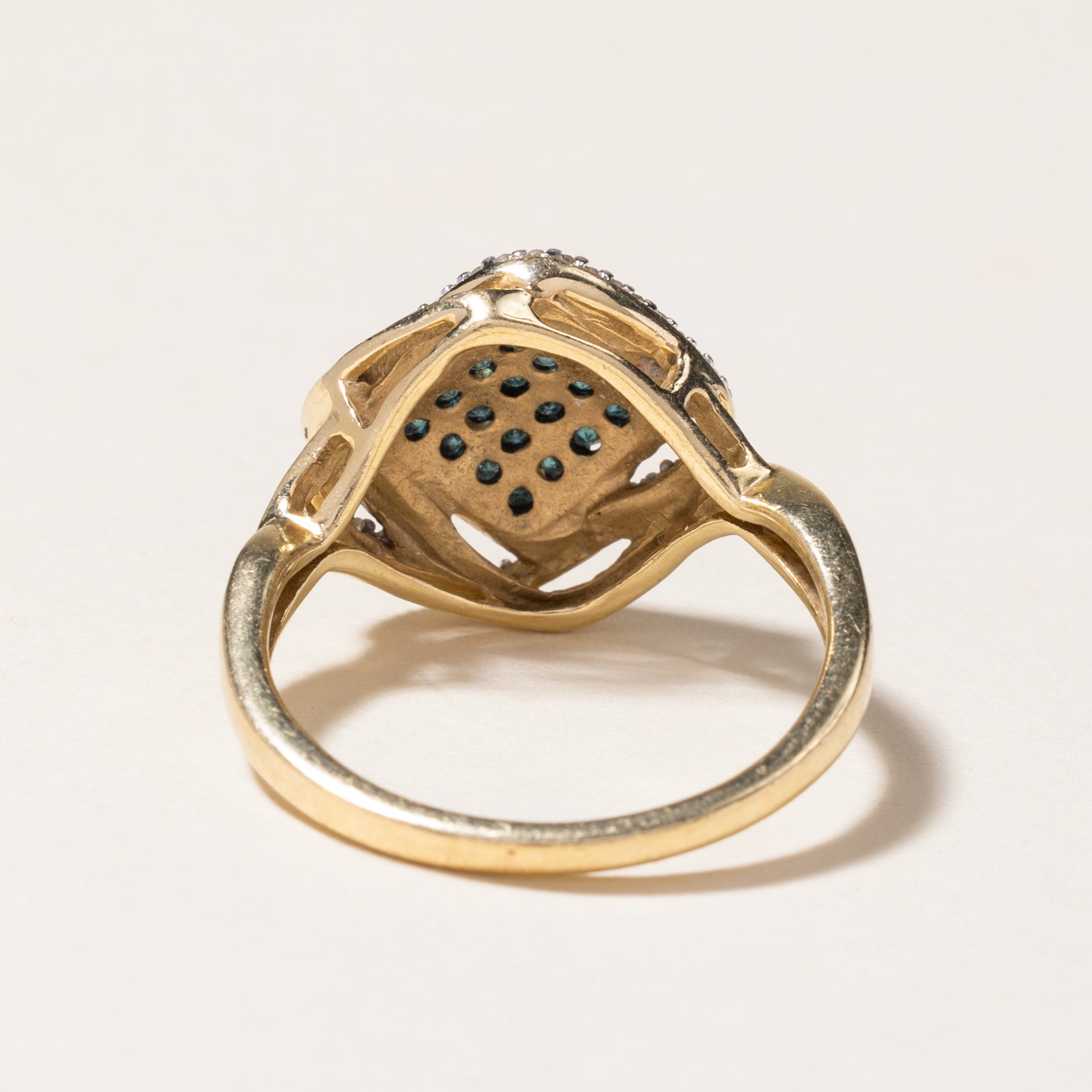 Bague en diamant bleu rehaussé | 0,32 ct, 0,19 ct | Taille 6,75 