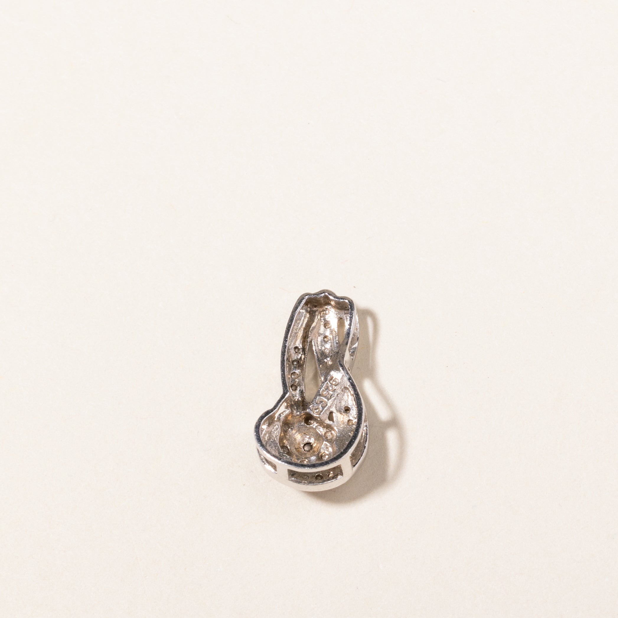 Black & White Diamond Cluster Pendant | 0.03ctw, 0.01ctw |