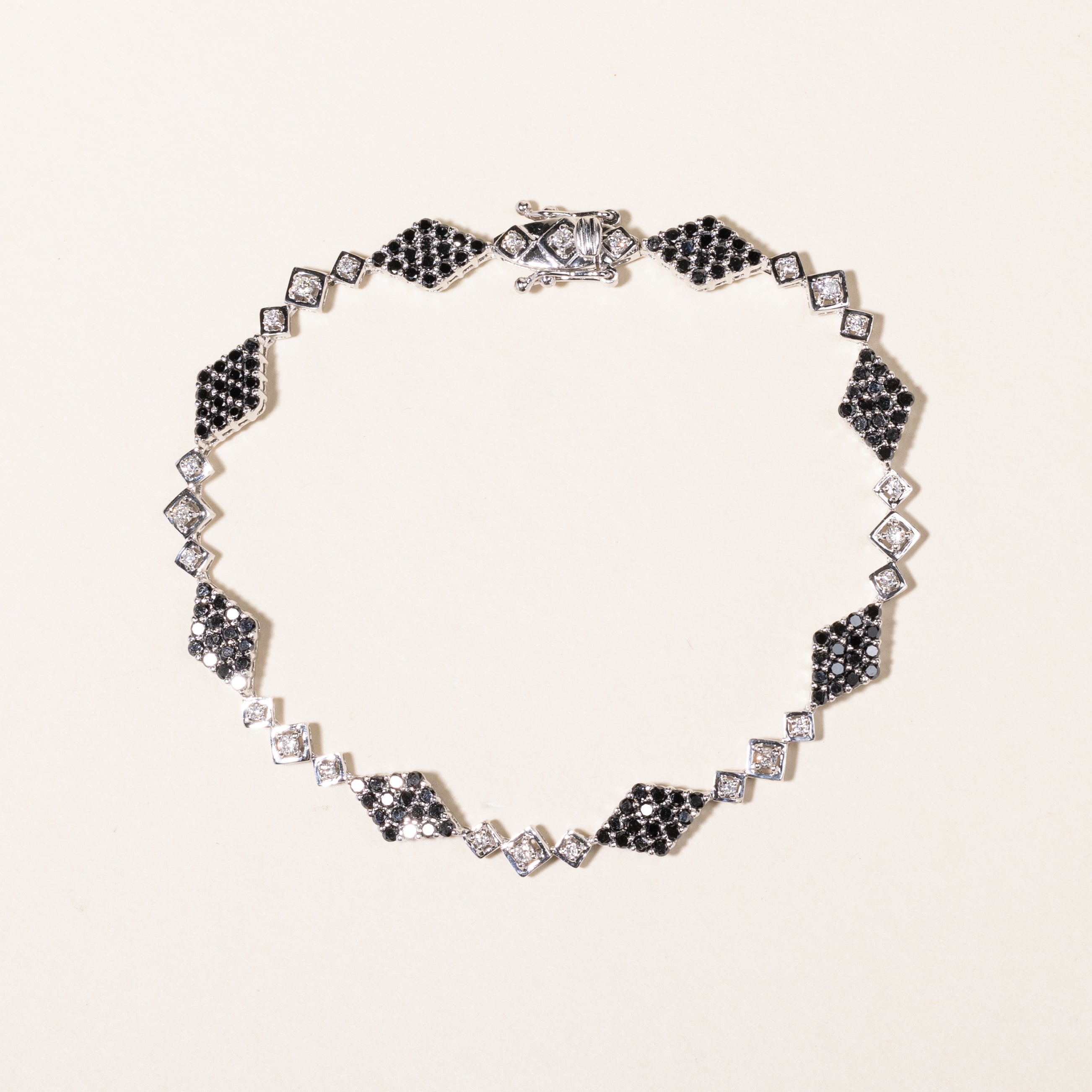 Black & White Diamond Bracelet | 1.54ctw, 0.32ctw | 7.25"