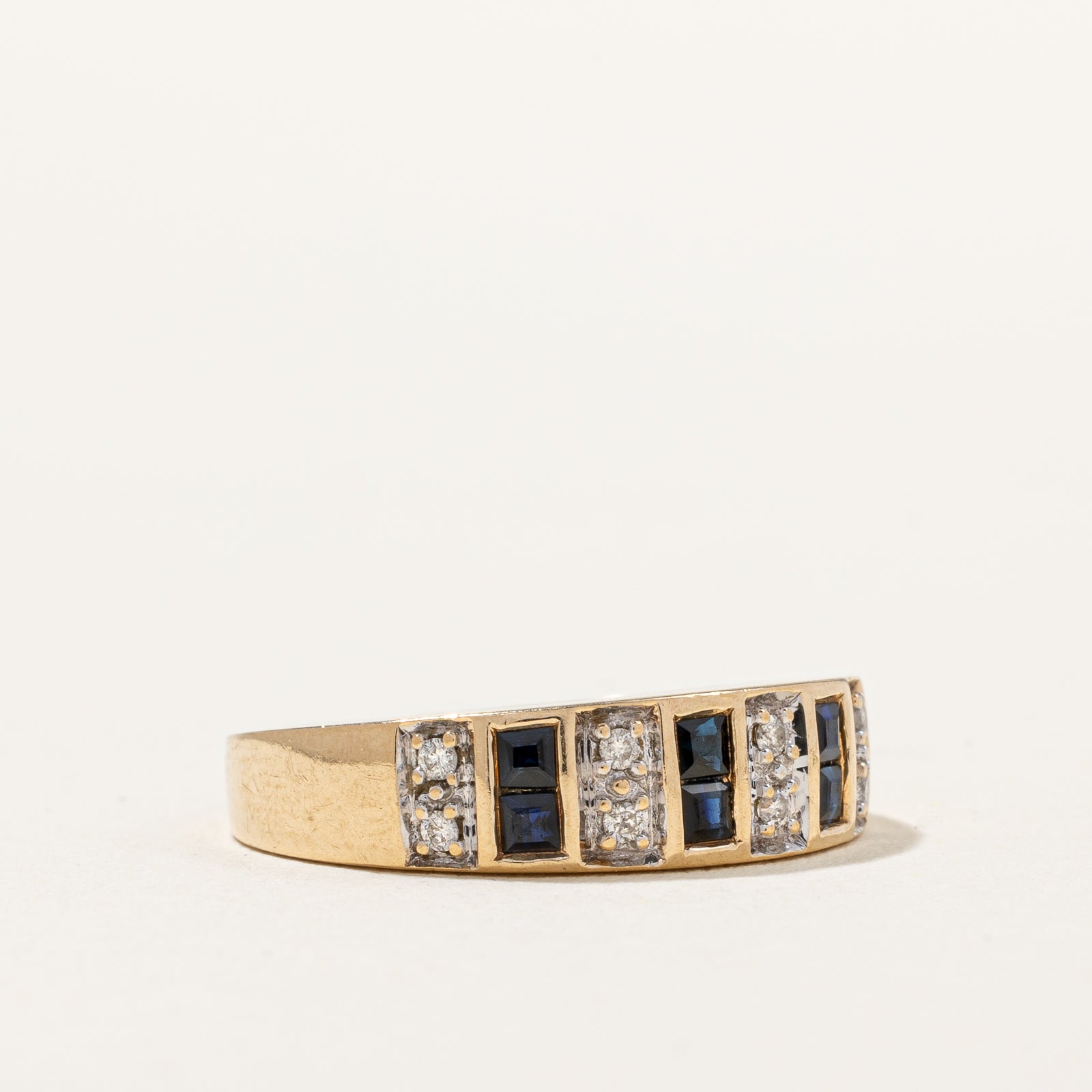 Bague saphir bleu et diamants | 0,30 ct, 0,06 ct | Taille 6 | 