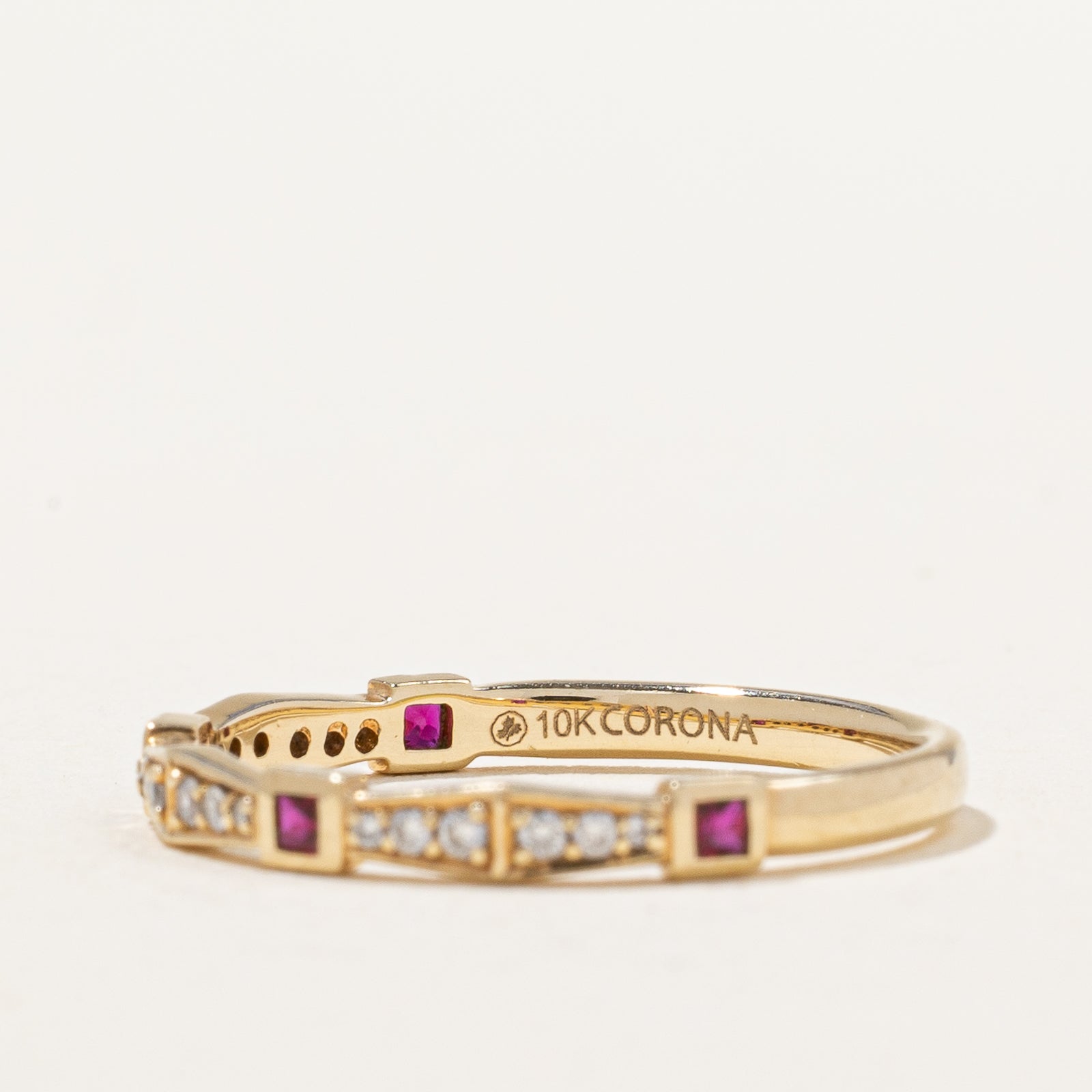 Diamond & Ruby Ring | 0.10ctw, 0.12ctw | SZ 6.5 |