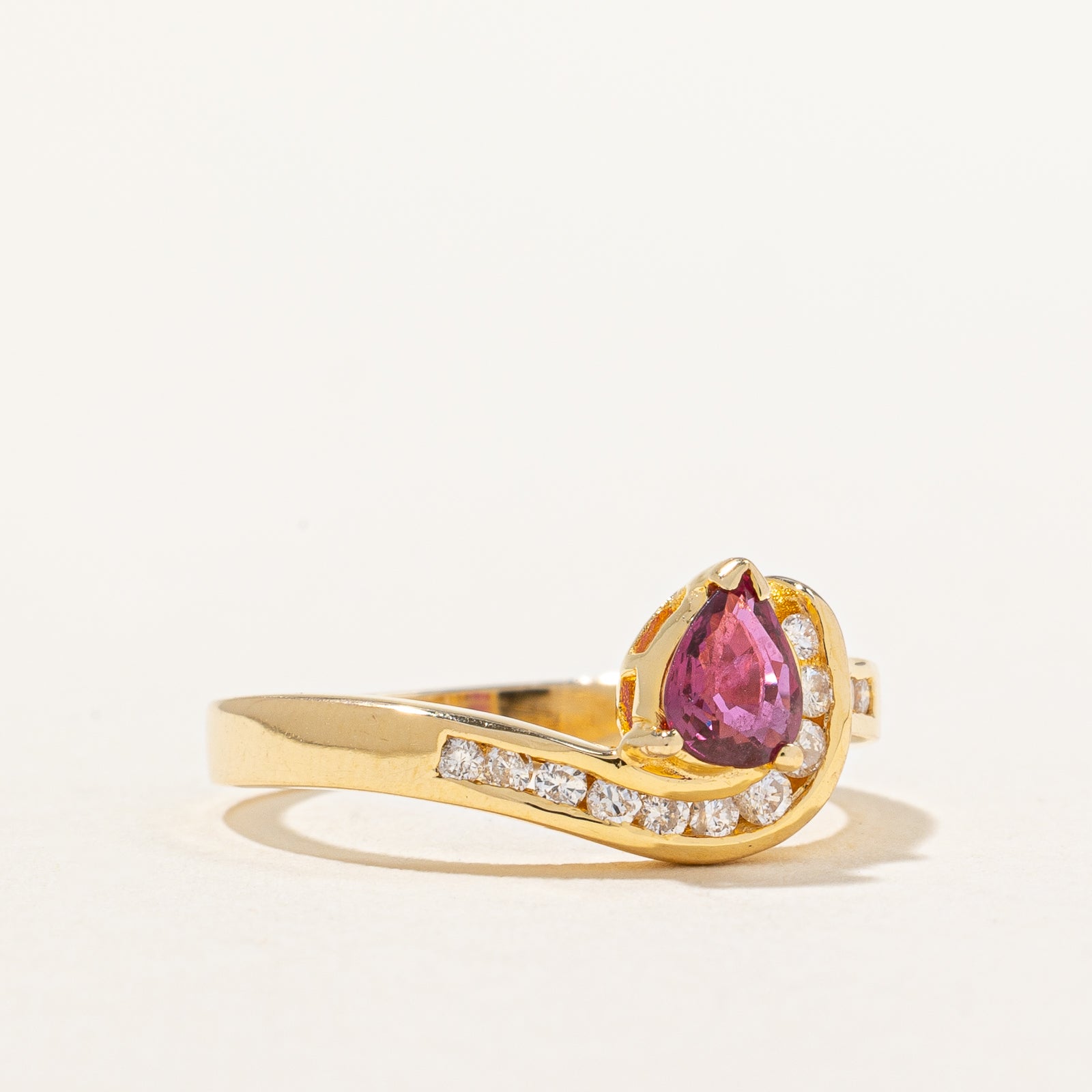 Ruby & Diamond Ring | 0.50ct, 0.20ctw | SZ 5.75 |