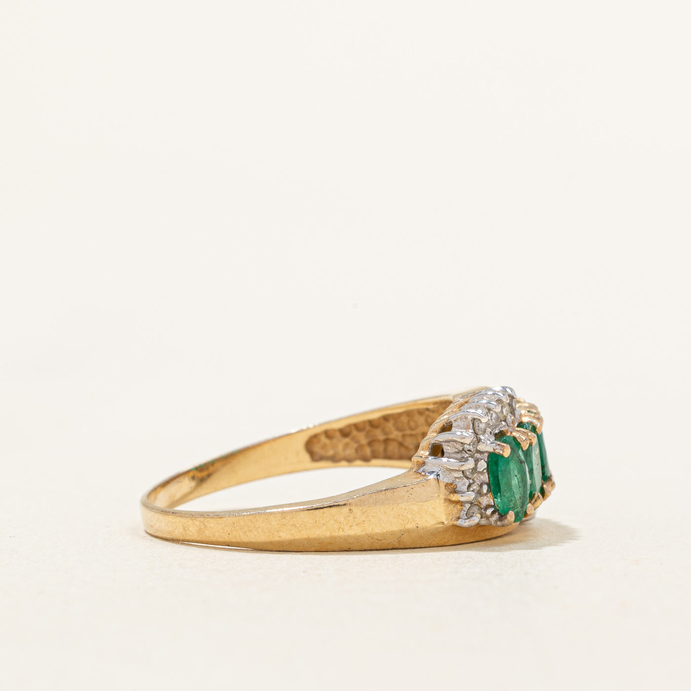 Emerald & Diamond Ring | 1.00ctw, 0.08ctw | SZ 7.75 |