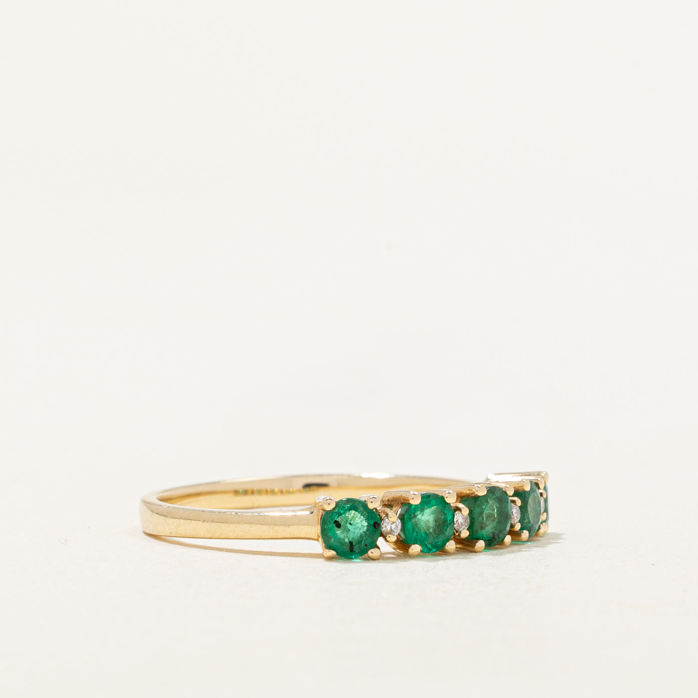 Emerald & Diamond Ring | 0.50ctw, 0.02ctw | SZ 6.75 |