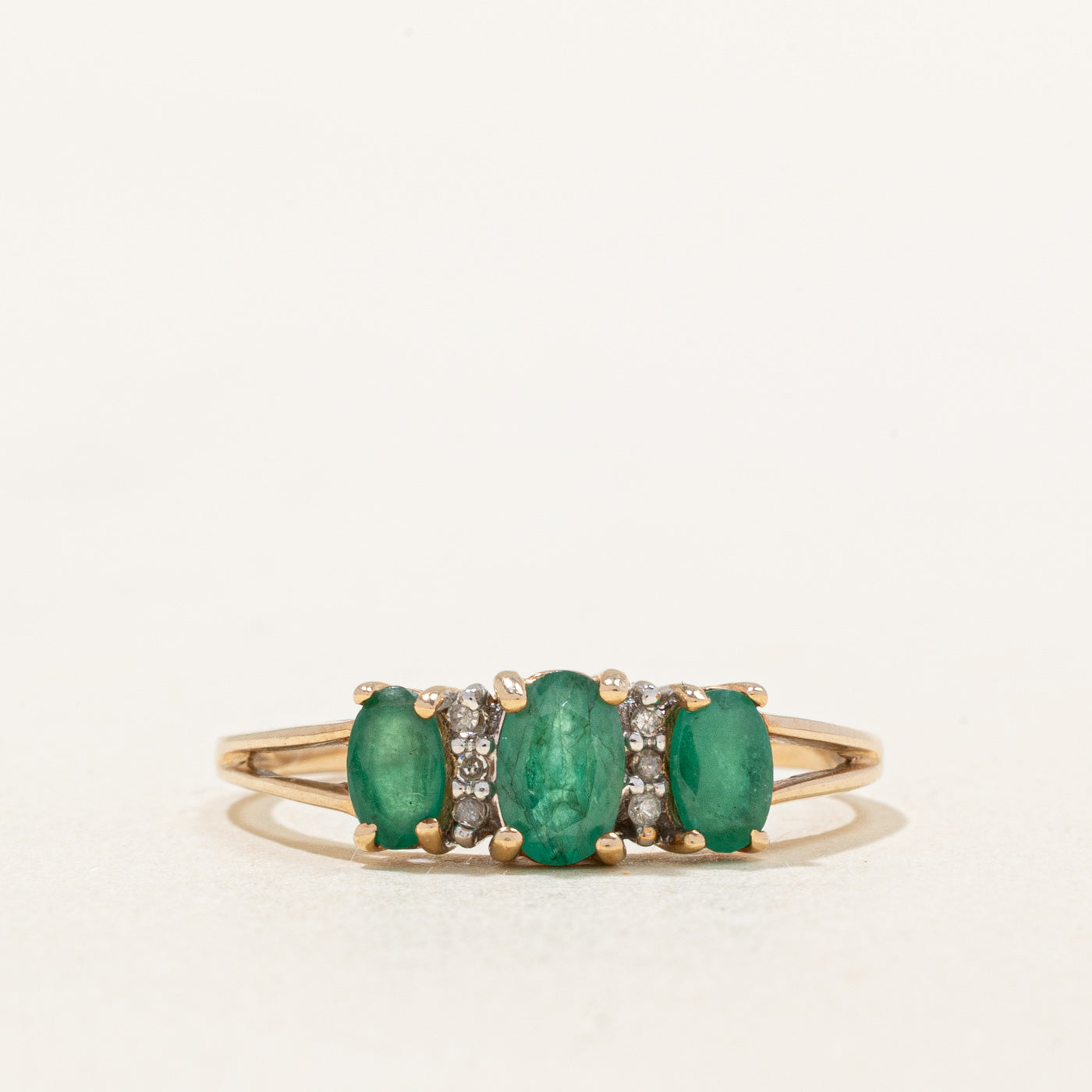 Emerald & Diamond Ring | 0.66ctw, 0.03ctw | SZ 8.75 |