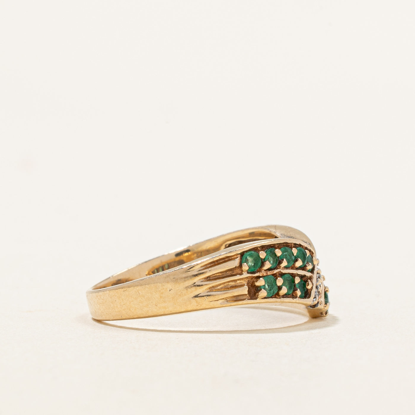 Chevron Emerald & Diamond Ring | 0.28ctw, 0.05ctw | SZ 5.5 |