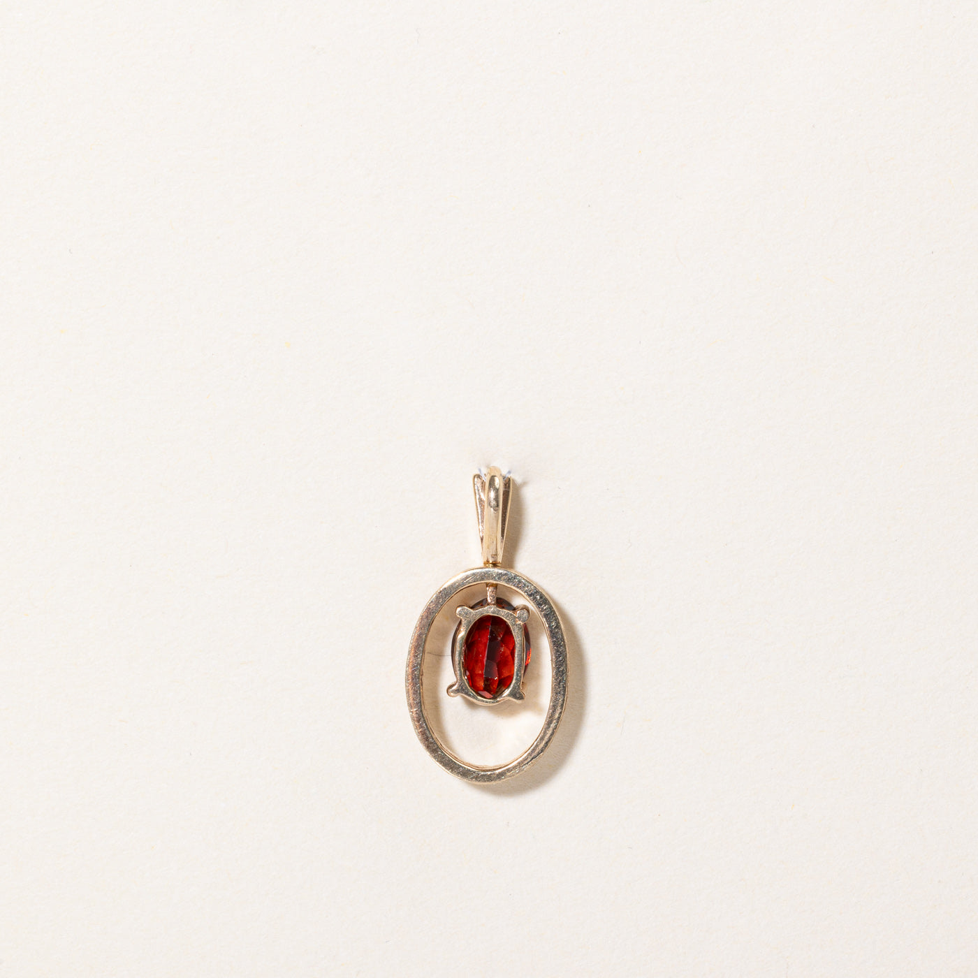 Garnet & Diamond Pendant | 1.00ct, 0.01ct |