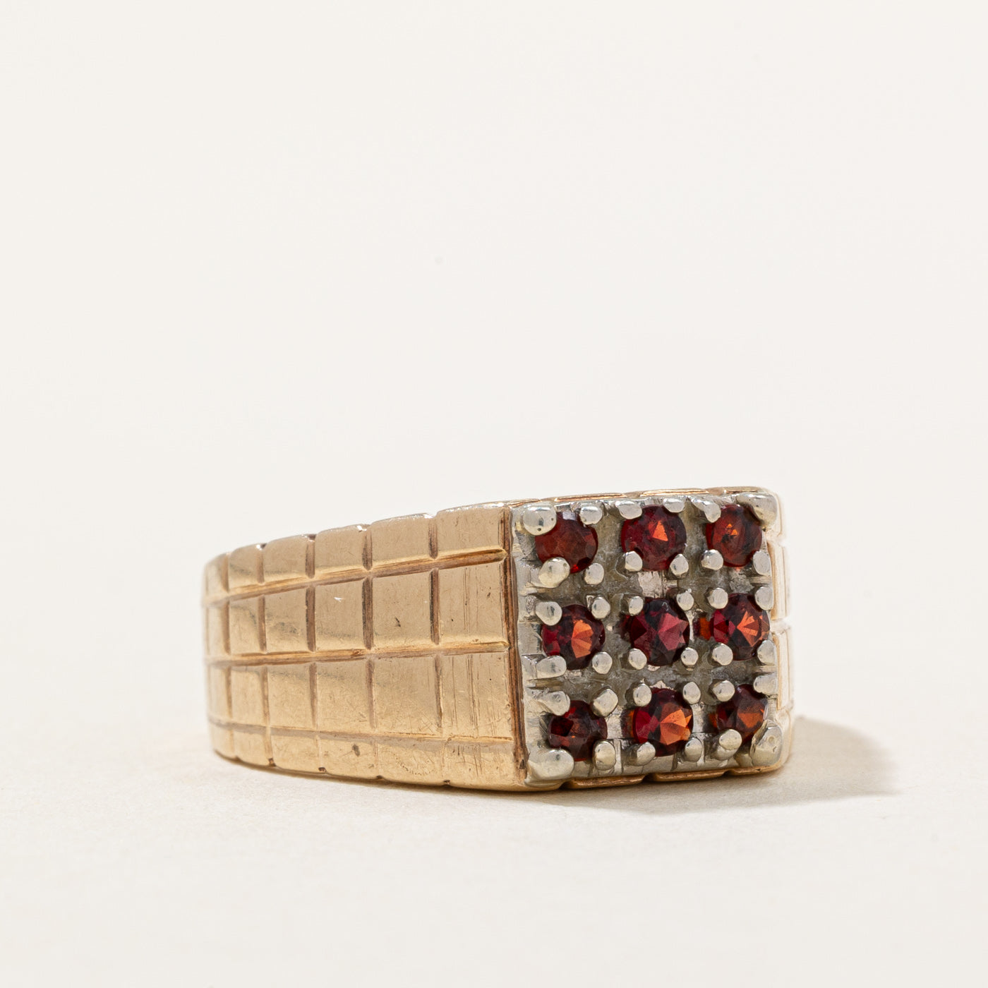 Garnet Cocktail Ring | 0.45ctw | SZ 7.25 |