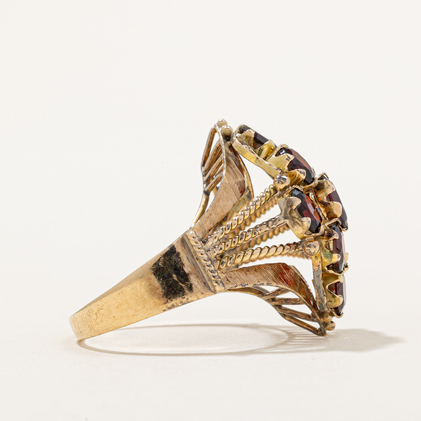 Garnet Cocktail Ring | 3.42ctw | SZ 9 |