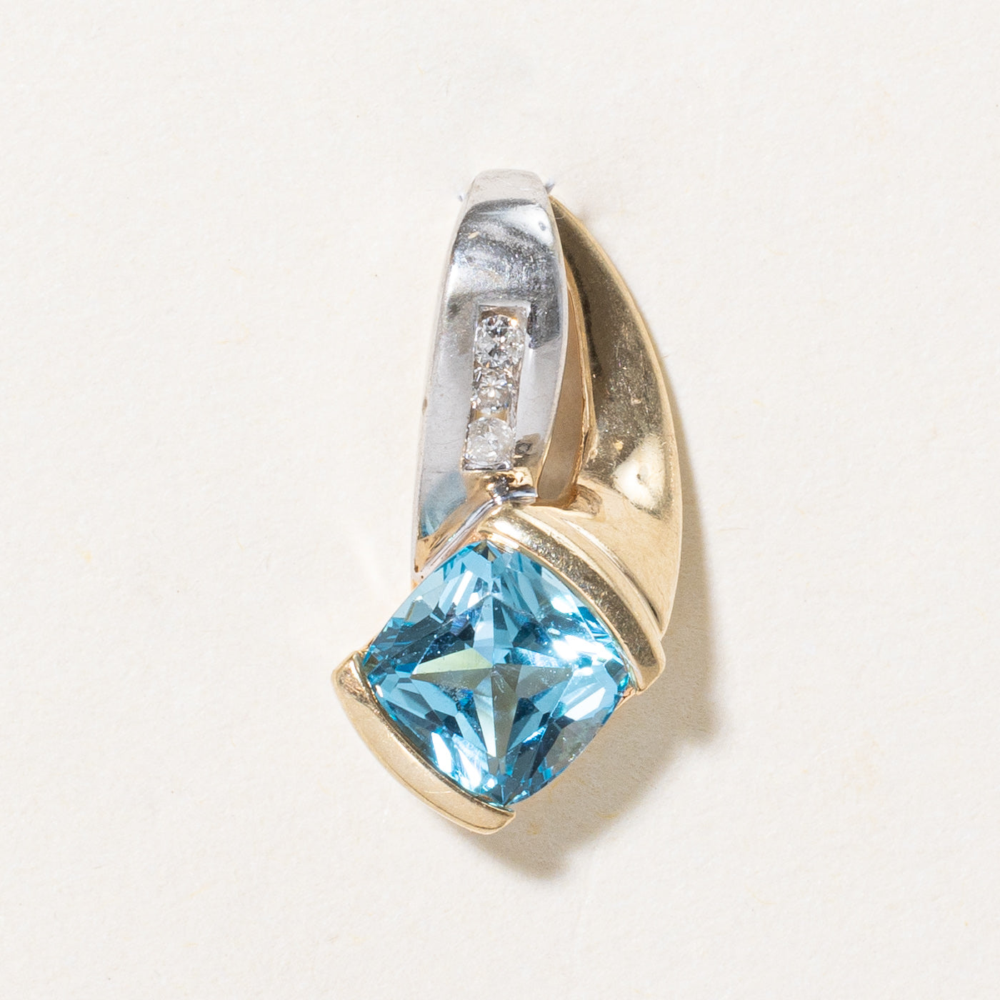 Blue Topaz & Diamond Pendant | 1.25ct, 0.03ctw |