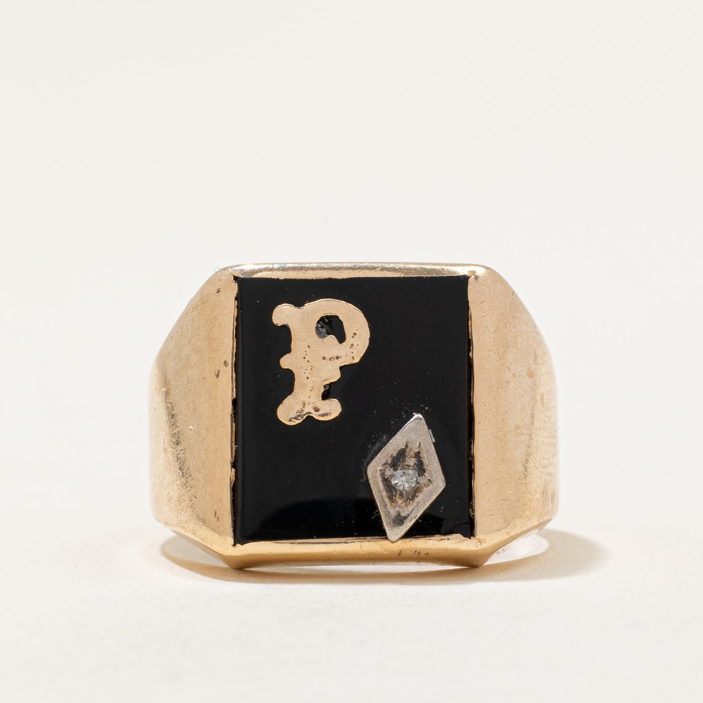 Black Onyx & Diamond 'P' Signet Ring | 5.30ct, 0.01ct | SZ 7.5 |