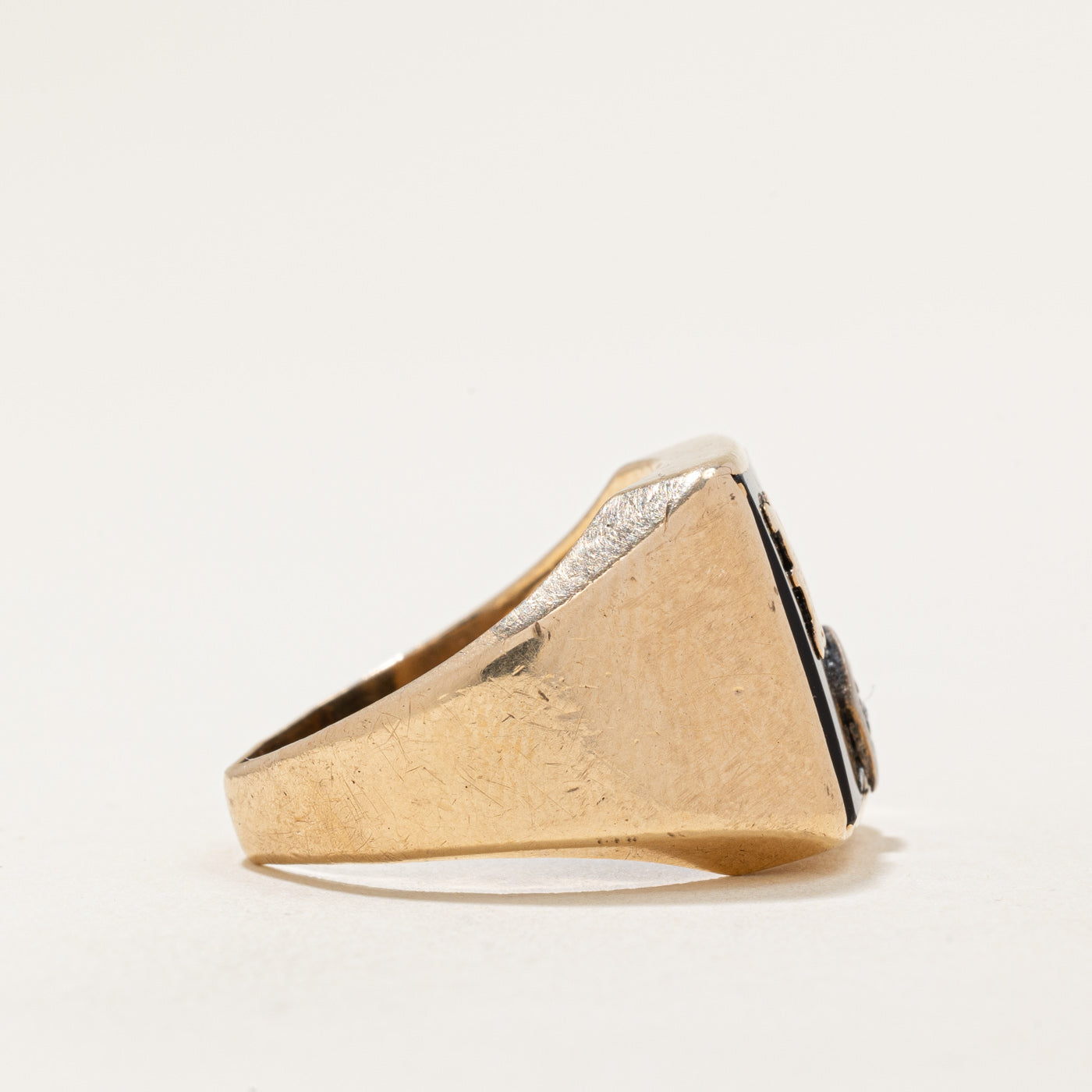 Black Onyx & Diamond 'P' Signet Ring | 5.30ct, 0.01ct | SZ 7.5 |