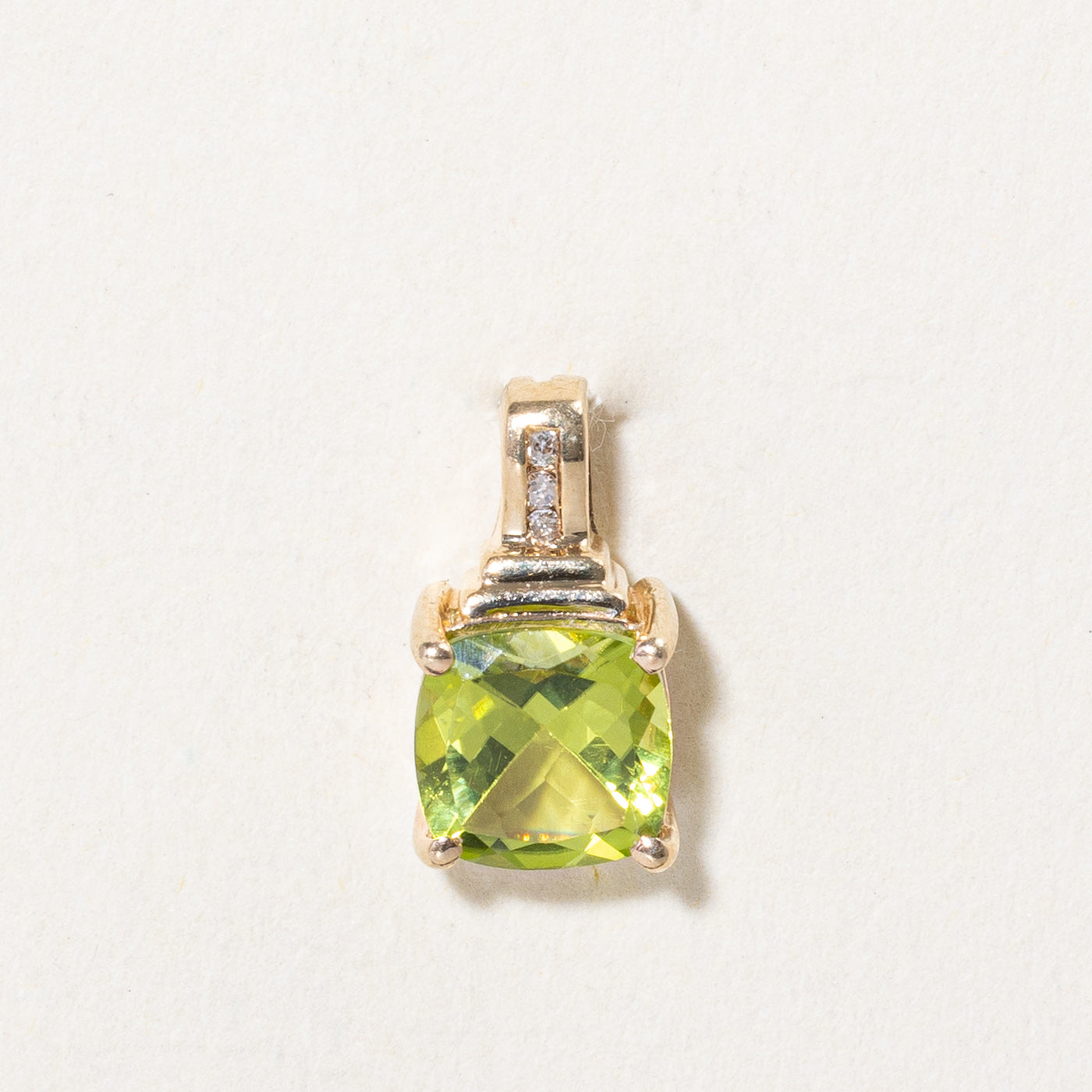 Peridot & Diamond Pendant | 1.40ct, 0.01ctw |