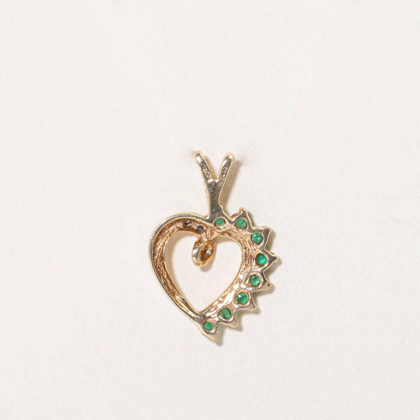 Emerald & Diamond Heart Pendant | 0.16ctw, 0.02ctw |