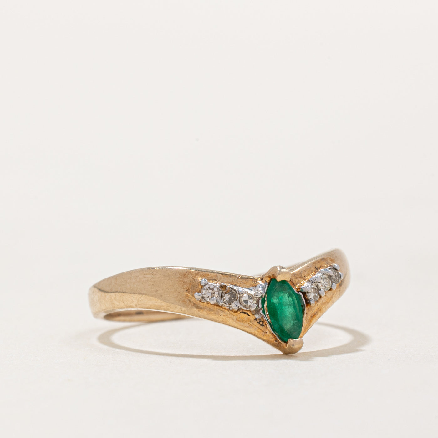 Emerald & Diamond Chevron Ring | 0.10ct, 0.03ctw | SZ 7 |