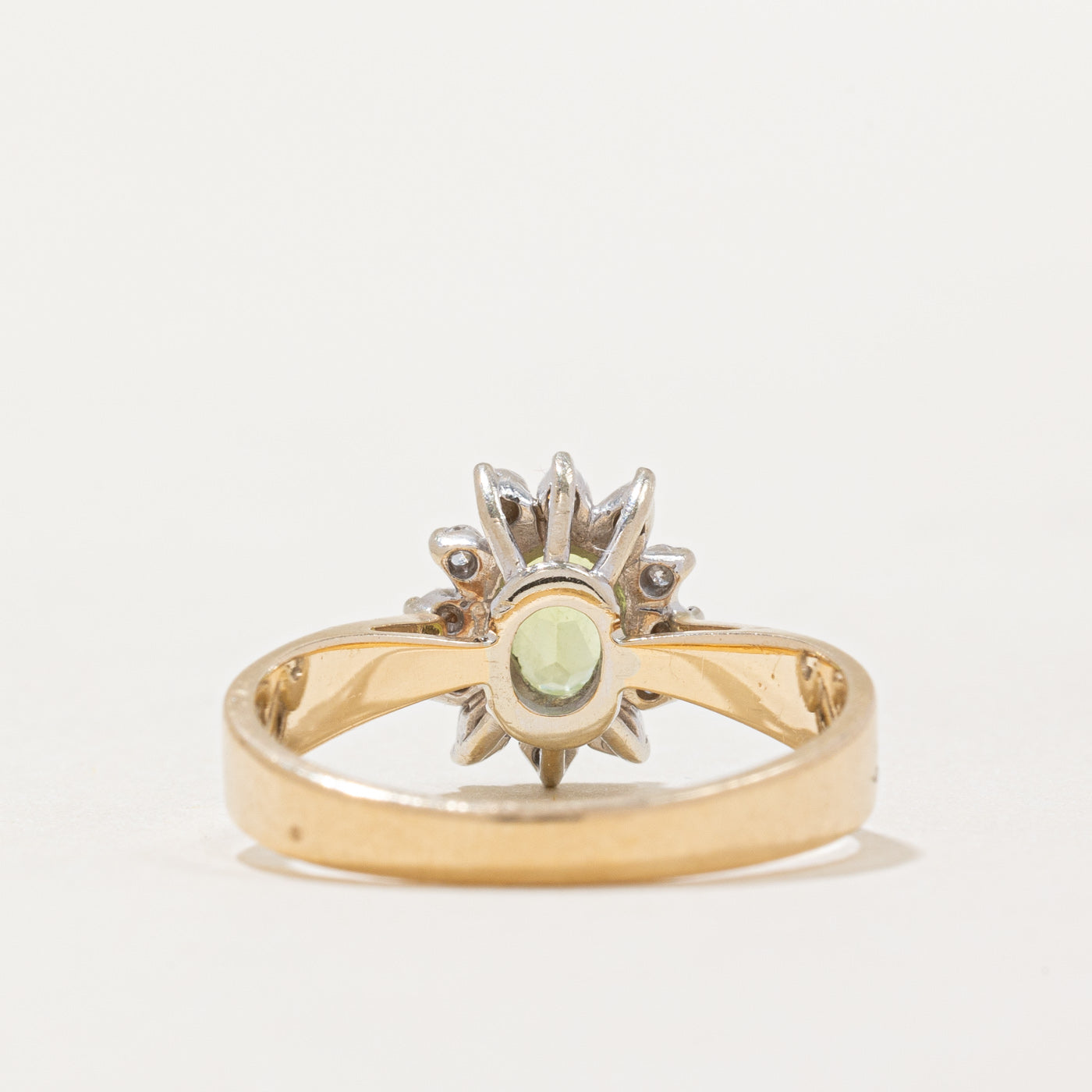 Peridot & Diamond Halo Ring | 0.40ct, 0.06ctw | SZ 6.25 |