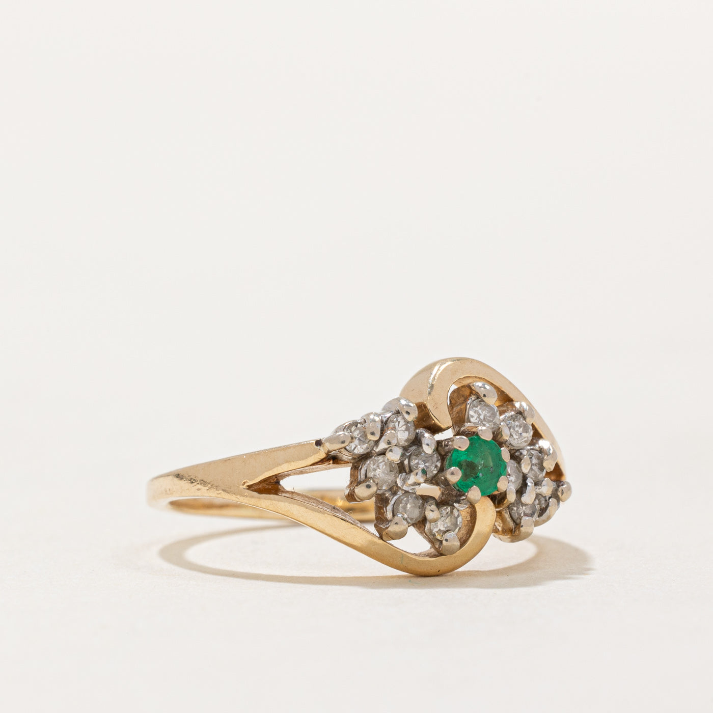 Emerald & Diamond Cluster Ring | 0.06ct, 0.12ctw | SZ 5 |