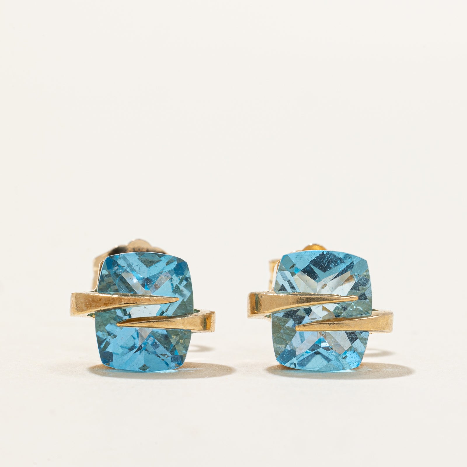 Boucles d'oreilles puces en topaze bleue | 3,00 ct | 