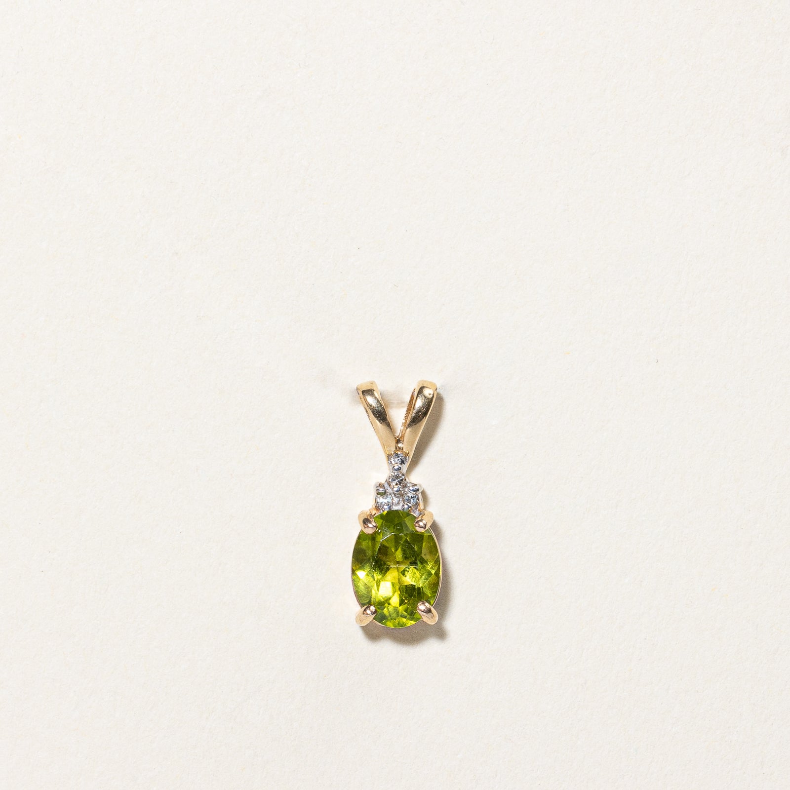 Peridot & Diamond Pendant | 1.20ct, 0.03ctw |