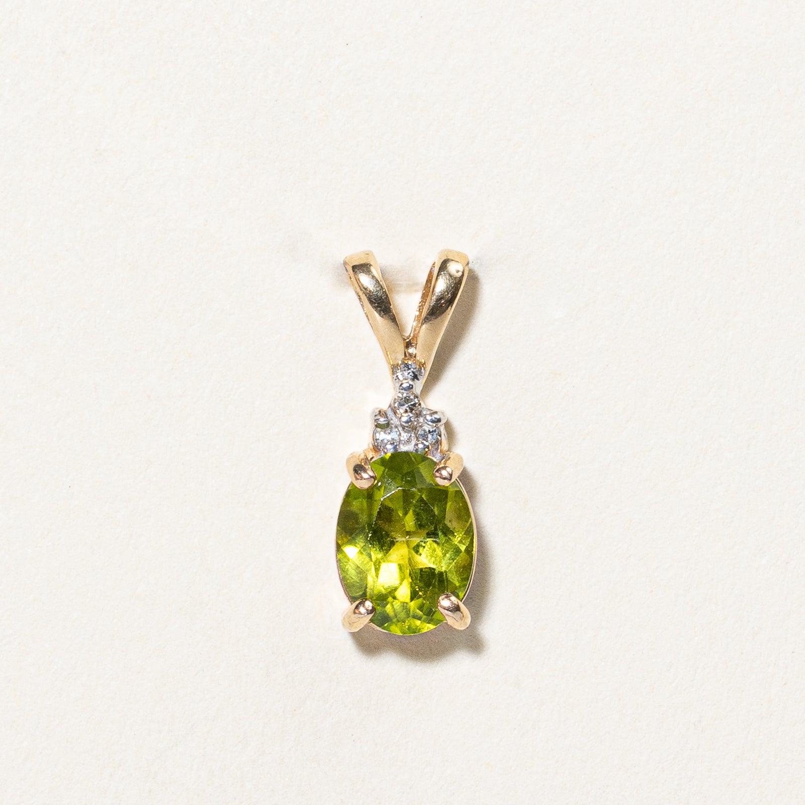 Peridot & Diamond Pendant | 1.20ct, 0.03ctw |