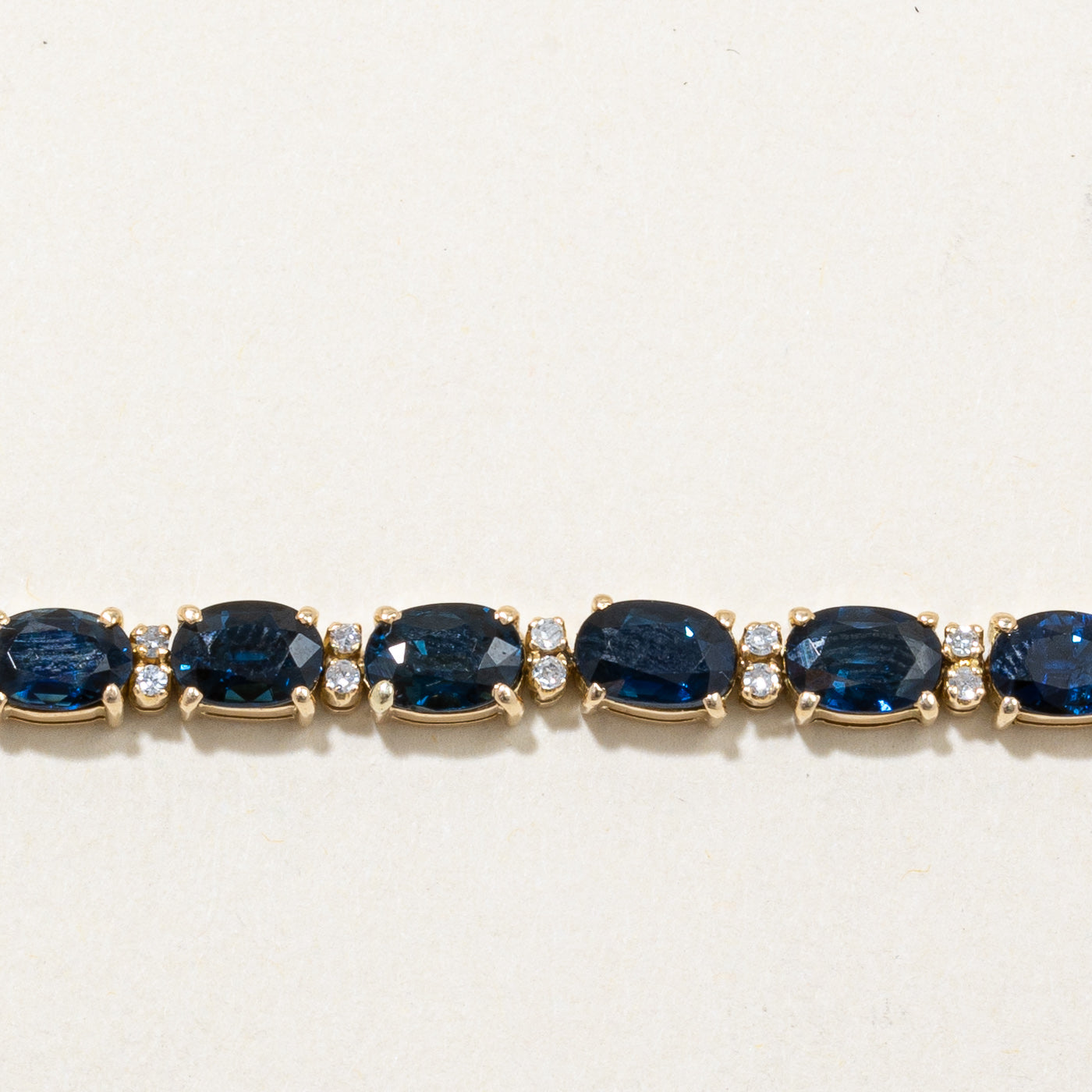 Bracelet saphir et diamants | 0,30 ct, 0,05 ct | 17,8 cm | 