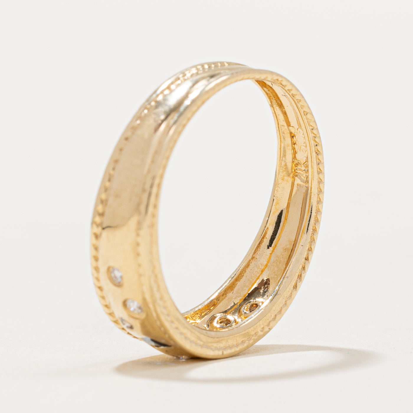 Bague sertie de saphirs taille multiple et de diamants | 0,15 ct, 0,04 ct | Taille 6,25 | 