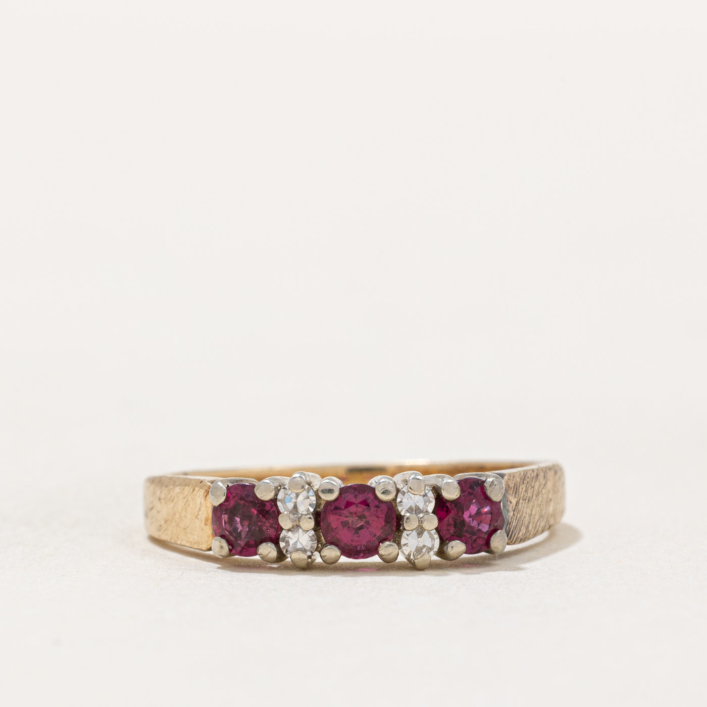 Ruby & Diamond Ring | 0.45ctw, 0.04ctw | SZ 6 |