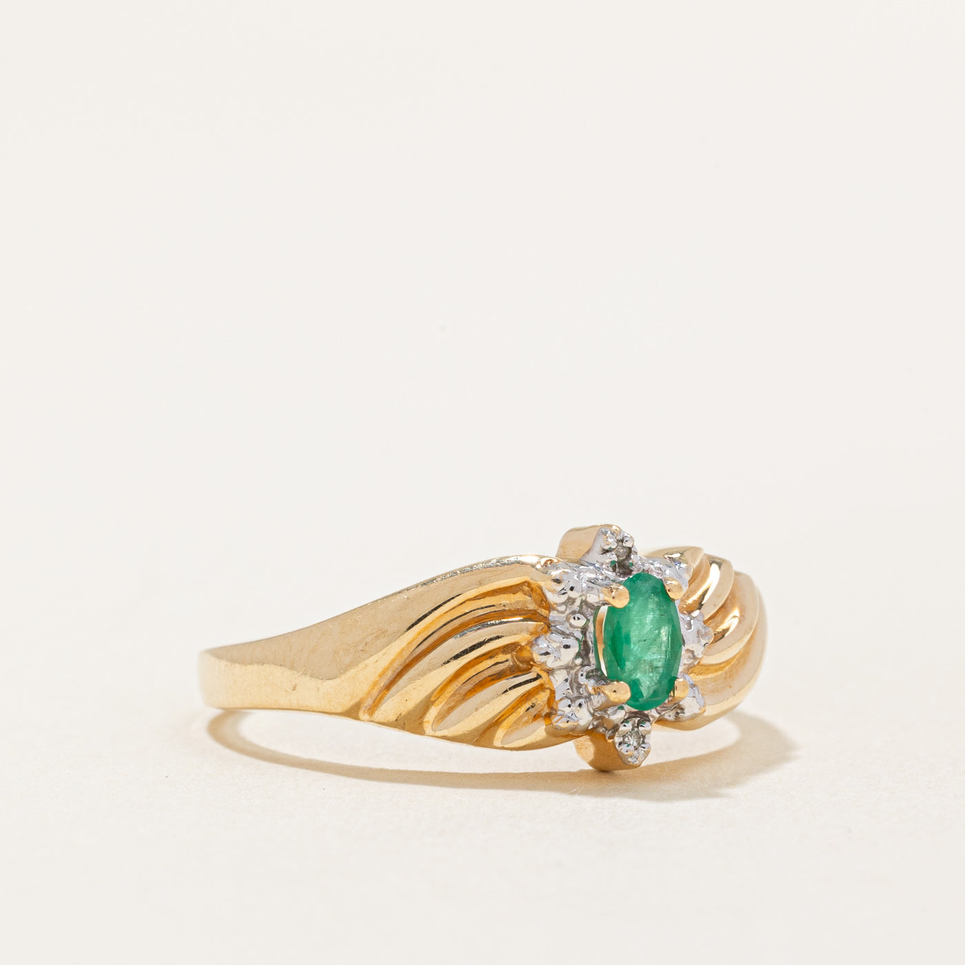 Emerald & Diamond Ring | 0.17ct, 0.01ctw | SZ 8.75 |