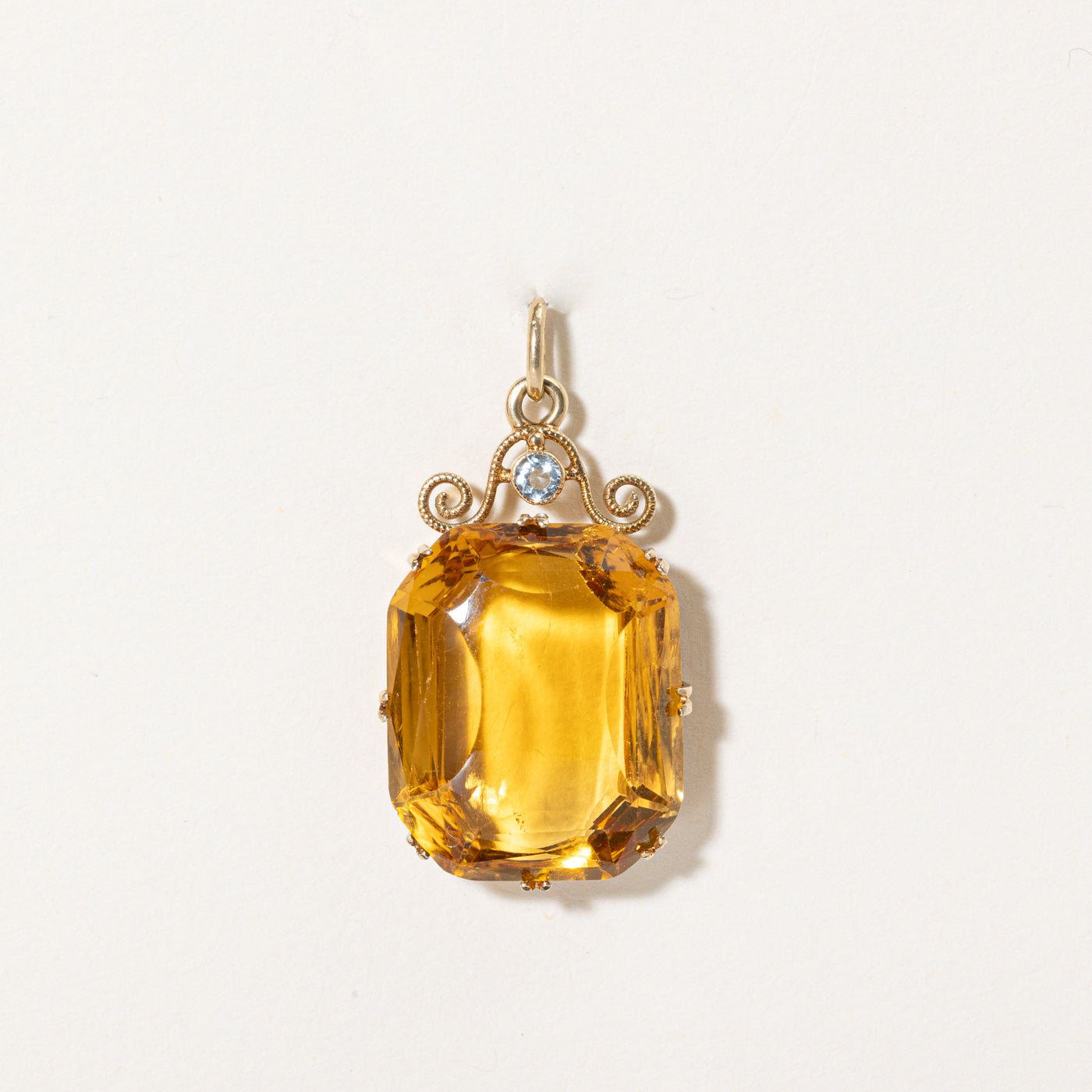 Citrine & Aquamarine Pendant | 20.00ct, 0.07ct |