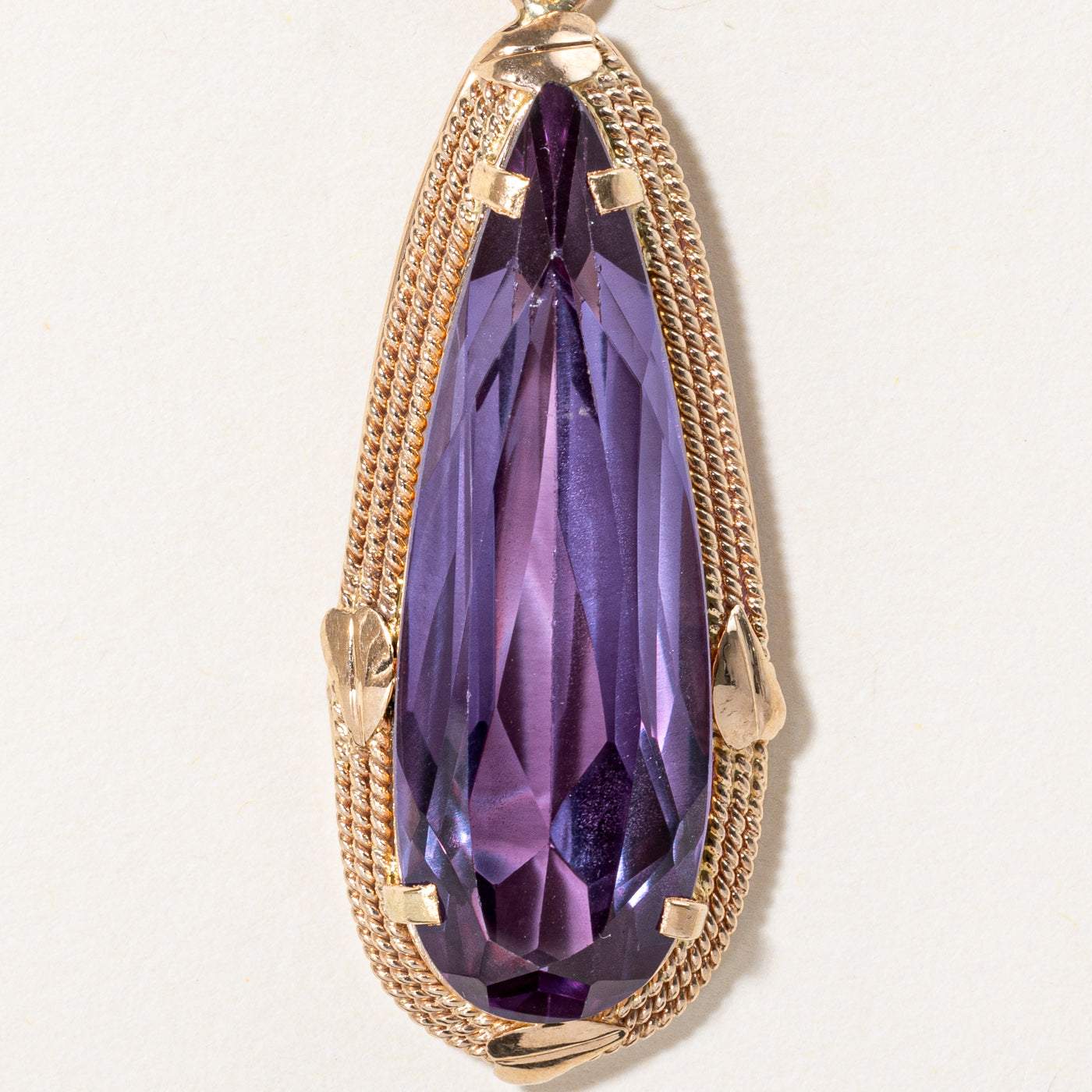 Synthetic Colour Change Sapphire Pendant | 15.50ct |